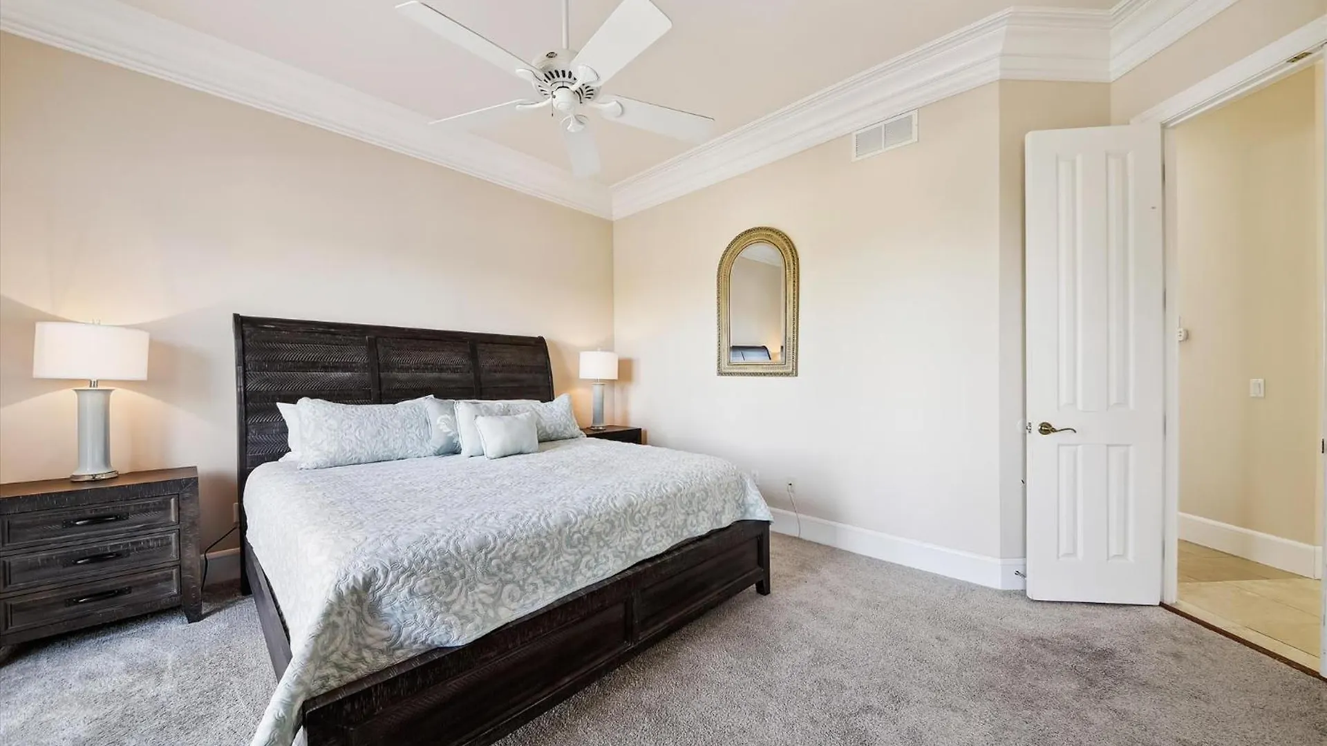 2 Collier Beach- Oceanfront, Dog Friendly , Private Pool, Free Activities * Hilton Head Island