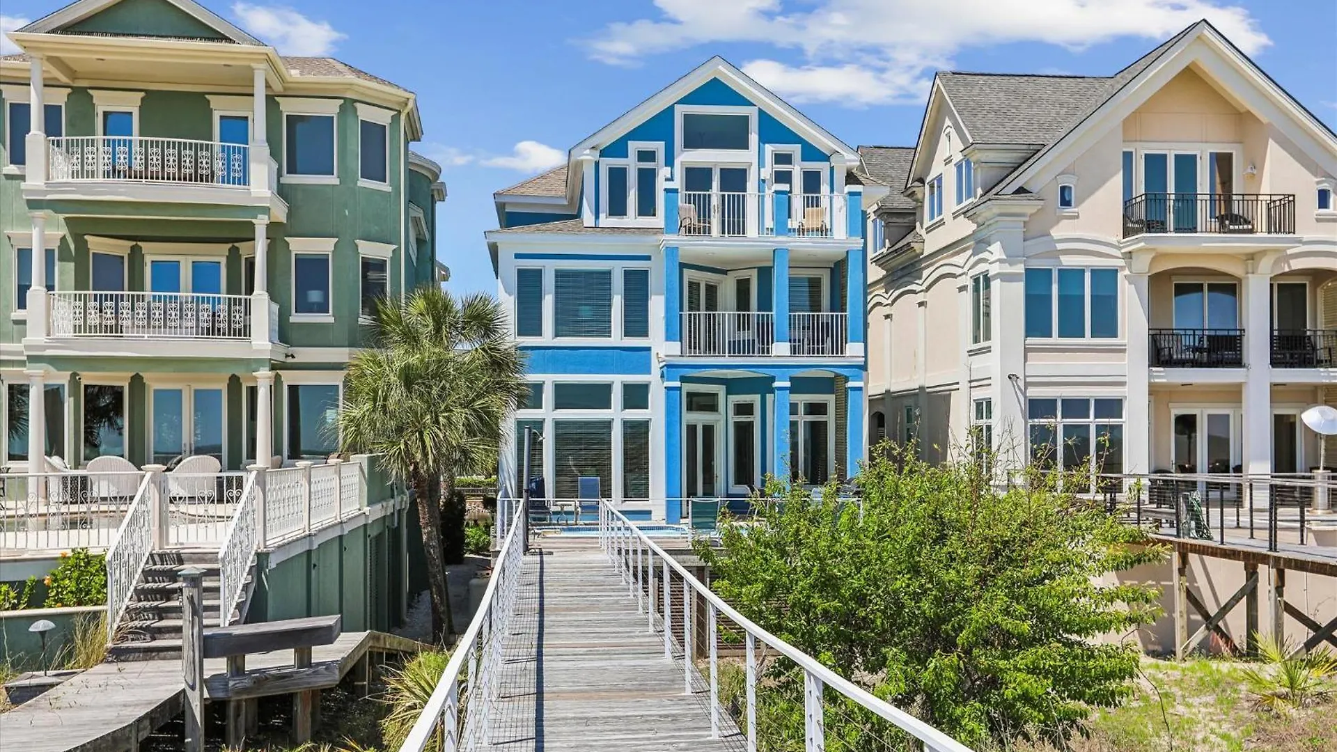 2 Collier Beach- Oceanfront, Dog Friendly , Private Pool, Free Activities Holiday home *