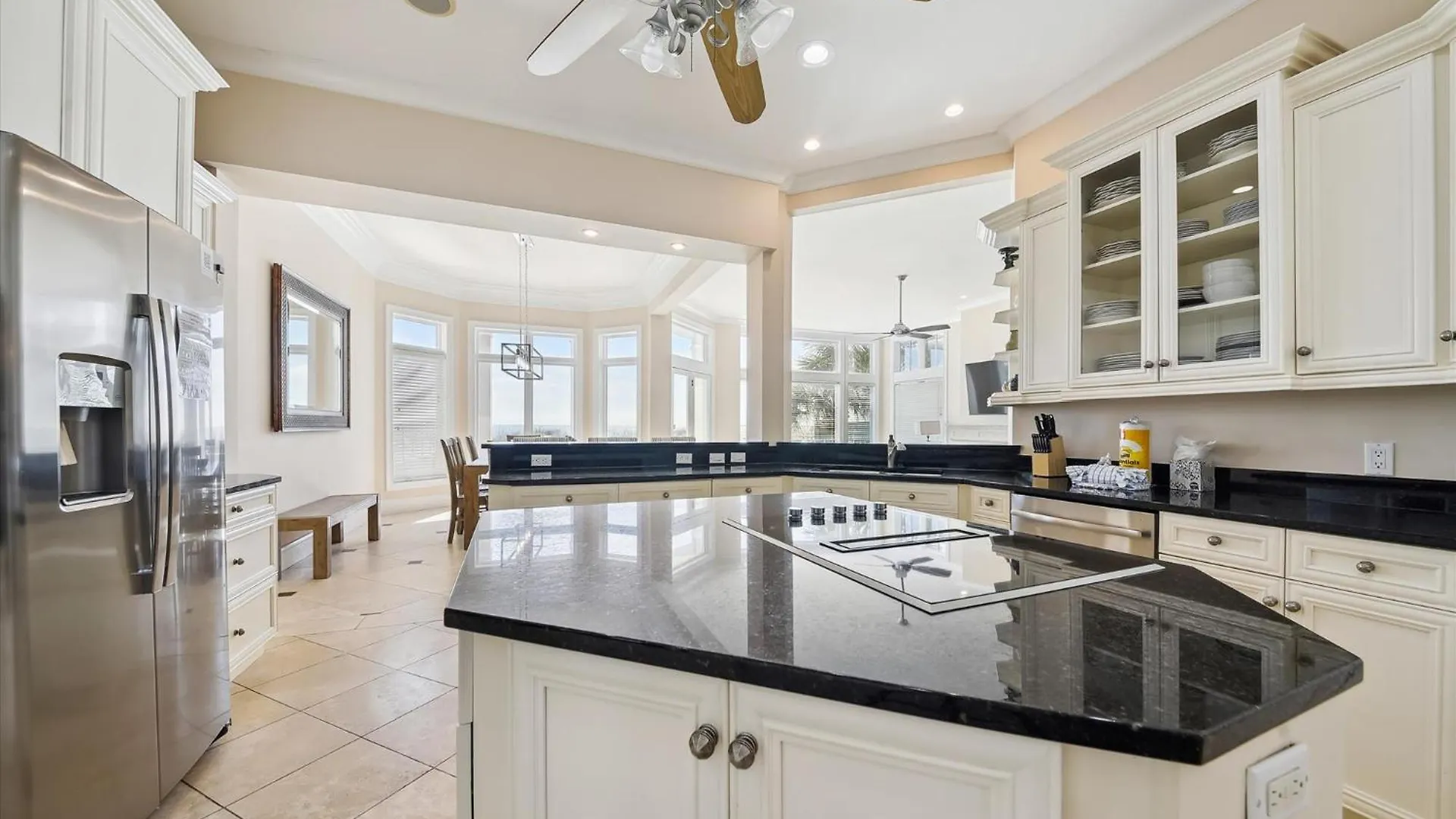 2 Collier Beach- Oceanfront, Dog Friendly , Private Pool, Free Activities