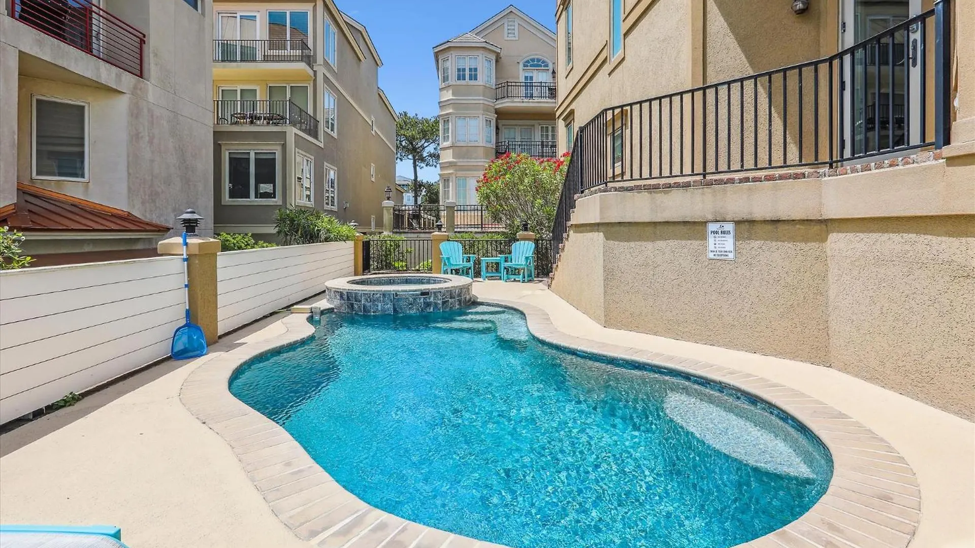 Holiday home 20 Horvaths Peninsula- Oceanfront, Pets Ok, Great Location, Free Activities Included *