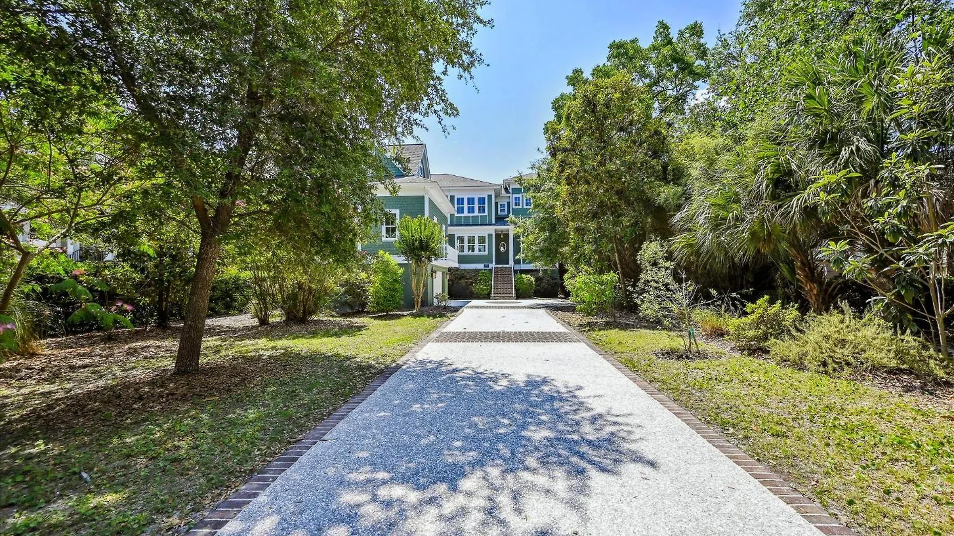 18 Dollar Road- Oceanfront, Large Private Pool, Hot Tub Free Activities Included Holiday home Hilton Head Island