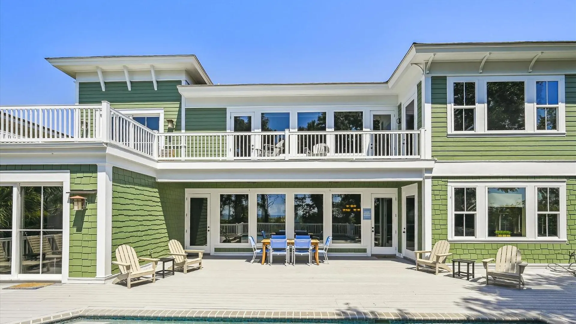 18 Dollar Road- Oceanfront, Large Private Pool, Hot Tub Free Activities Included Holiday home