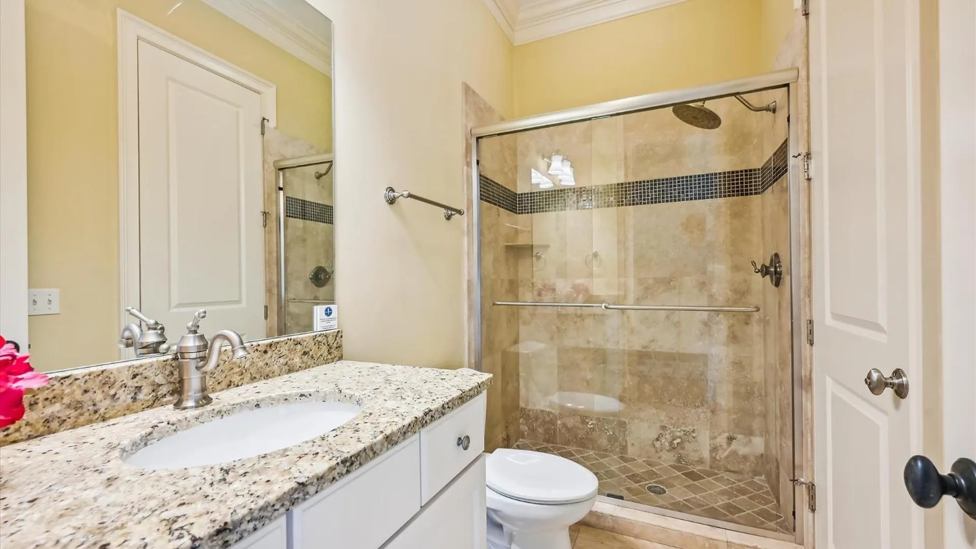 18 Dollar Road- Oceanfront, Large Private Pool, Hot Tub Free Activities Included *