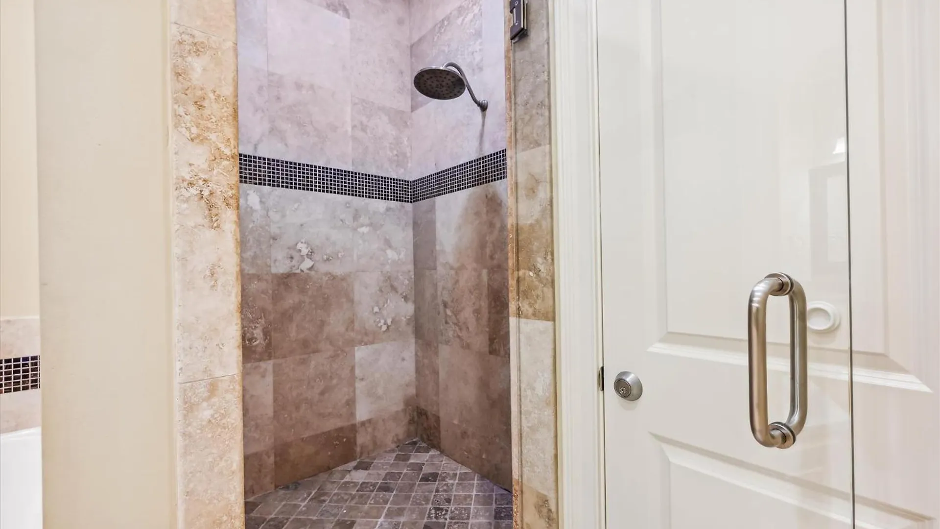18 Dollar Road- Oceanfront, Large Private Pool, Hot Tub Free Activities Included Hilton Head Island