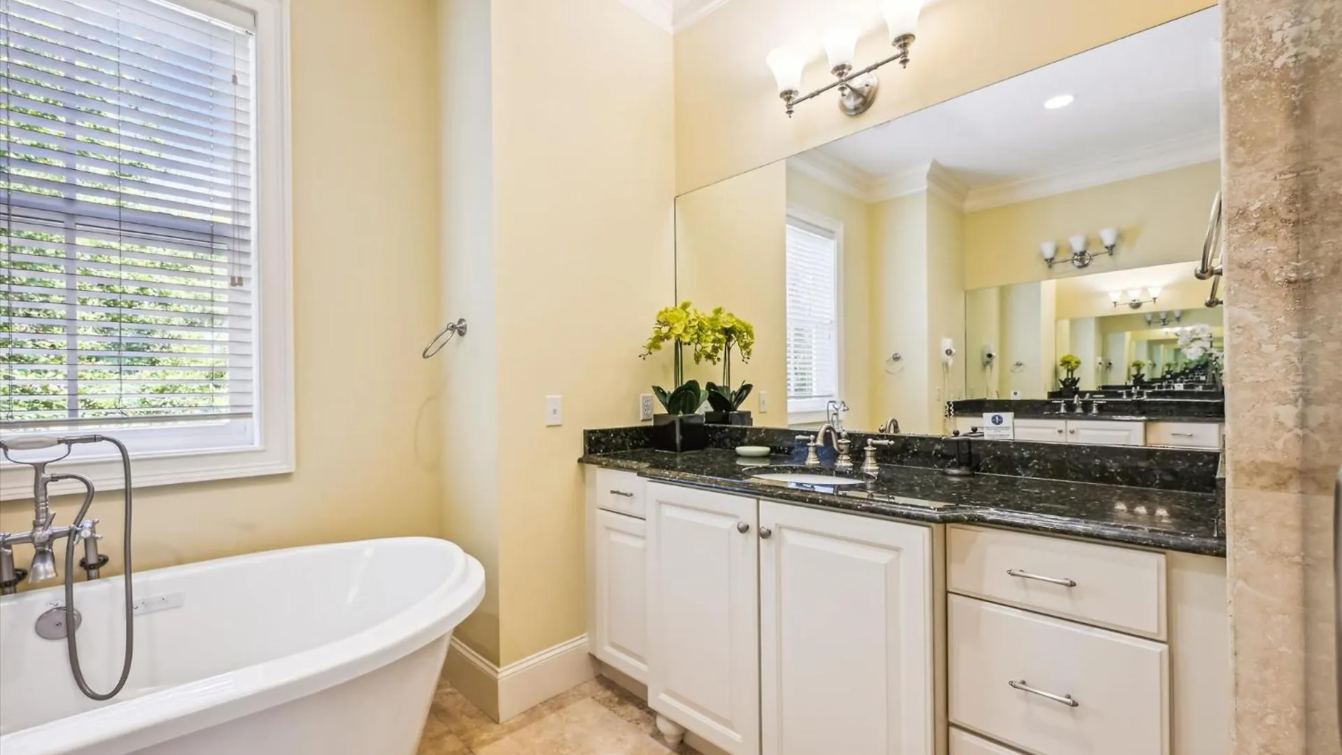 18 Dollar Road- Oceanfront, Large Private Pool, Hot Tub Free Activities Included Hilton Head Island