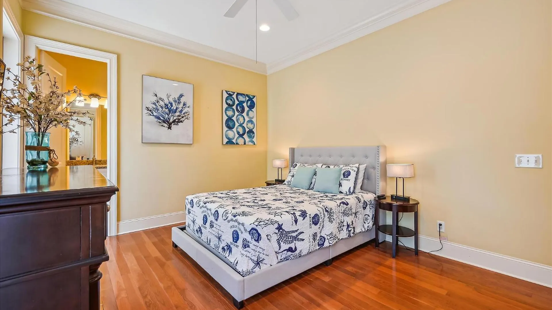 18 Dollar Road- Oceanfront, Large Private Pool, Hot Tub Free Activities Included Holiday home Hilton Head Island