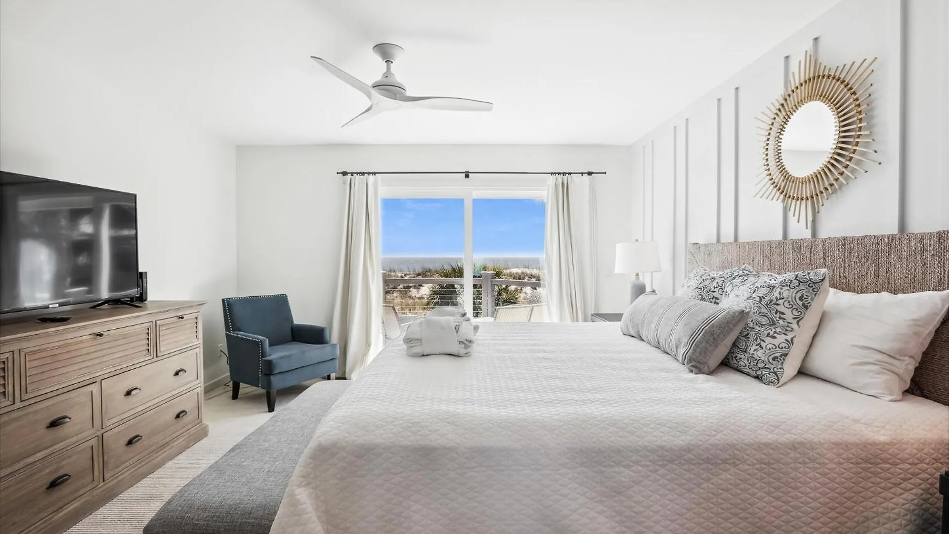 133 Dune Lane- Oceanfront,private Pool, Free Activities Included Hilton Head Island