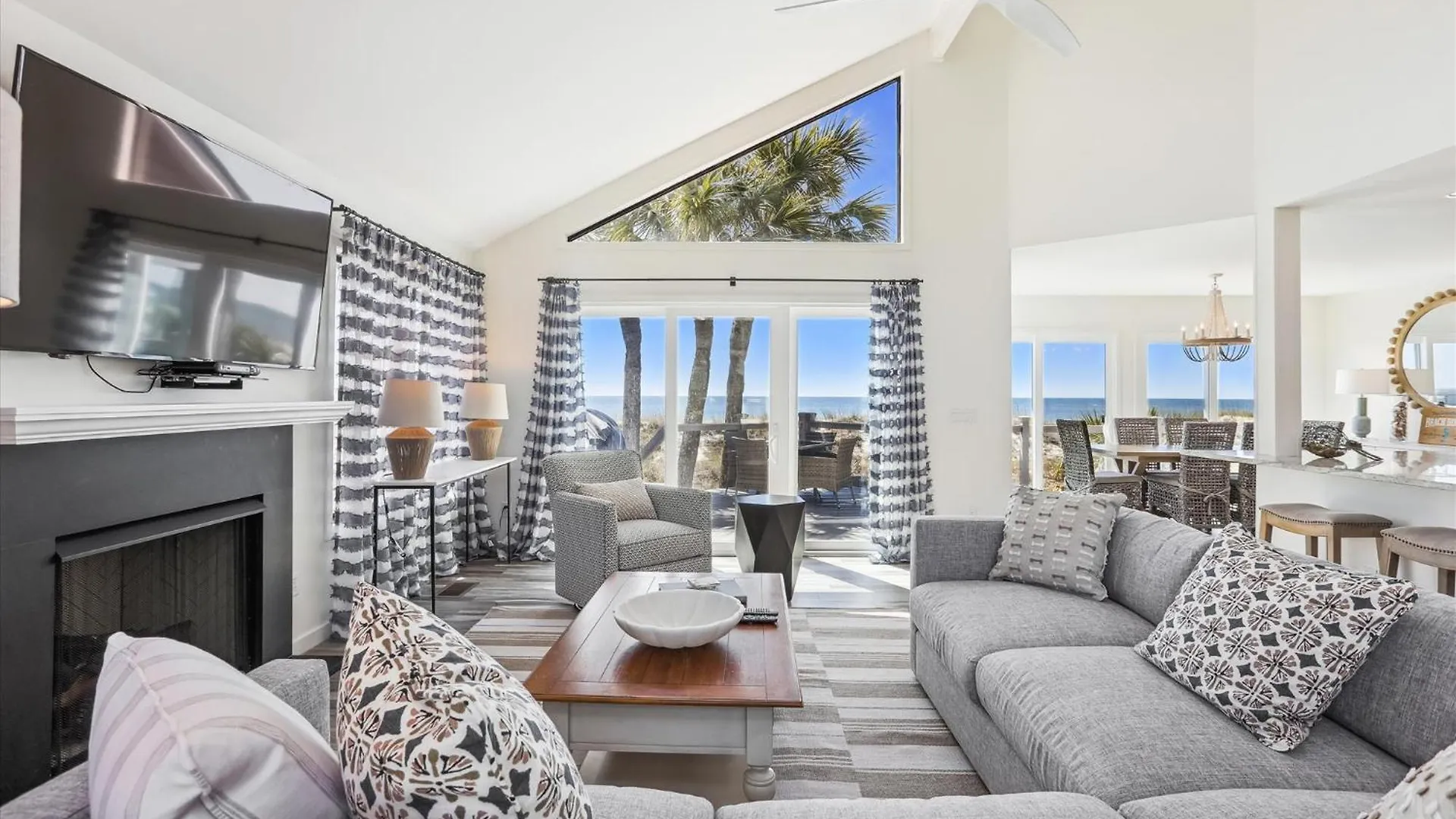 Holiday home 133 Dune Lane- Oceanfront,private Pool, Free Activities Included *