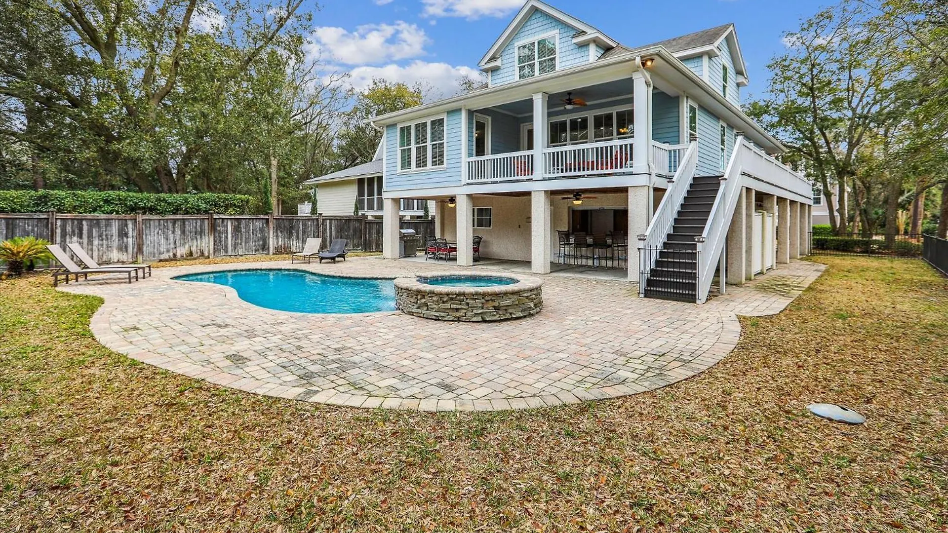 13 Moonshell Rd- Near Ocean,huge Pool,fully Fenced Backyard! Free Activities! Holiday home *
