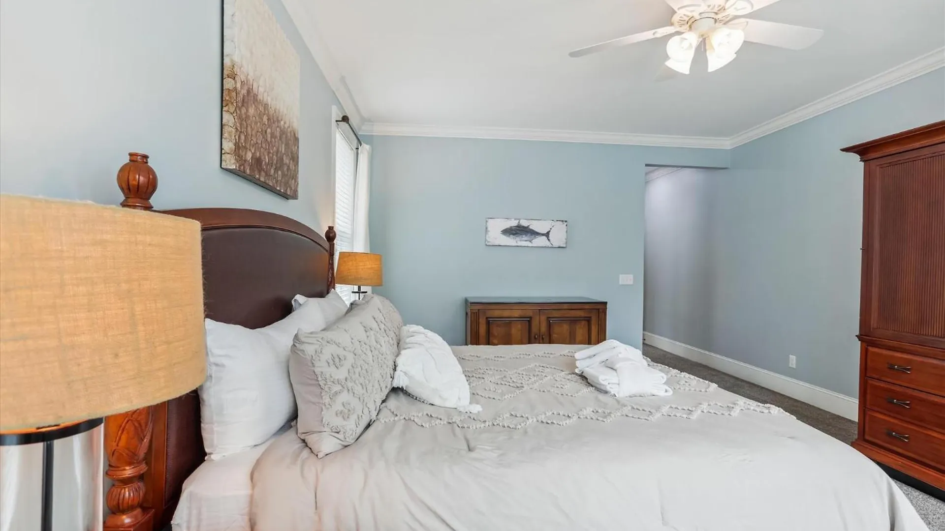 13 Moonshell Rd- Near Ocean,huge Pool,fully Fenced Backyard! Free Activities! Holiday home *