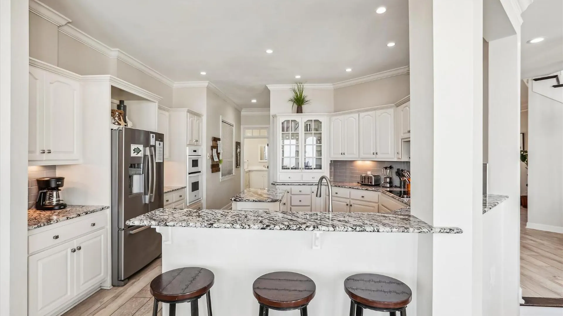 12 Collier Road- Oceanfront, Pool, Great For Large Groups, Free Activities Included