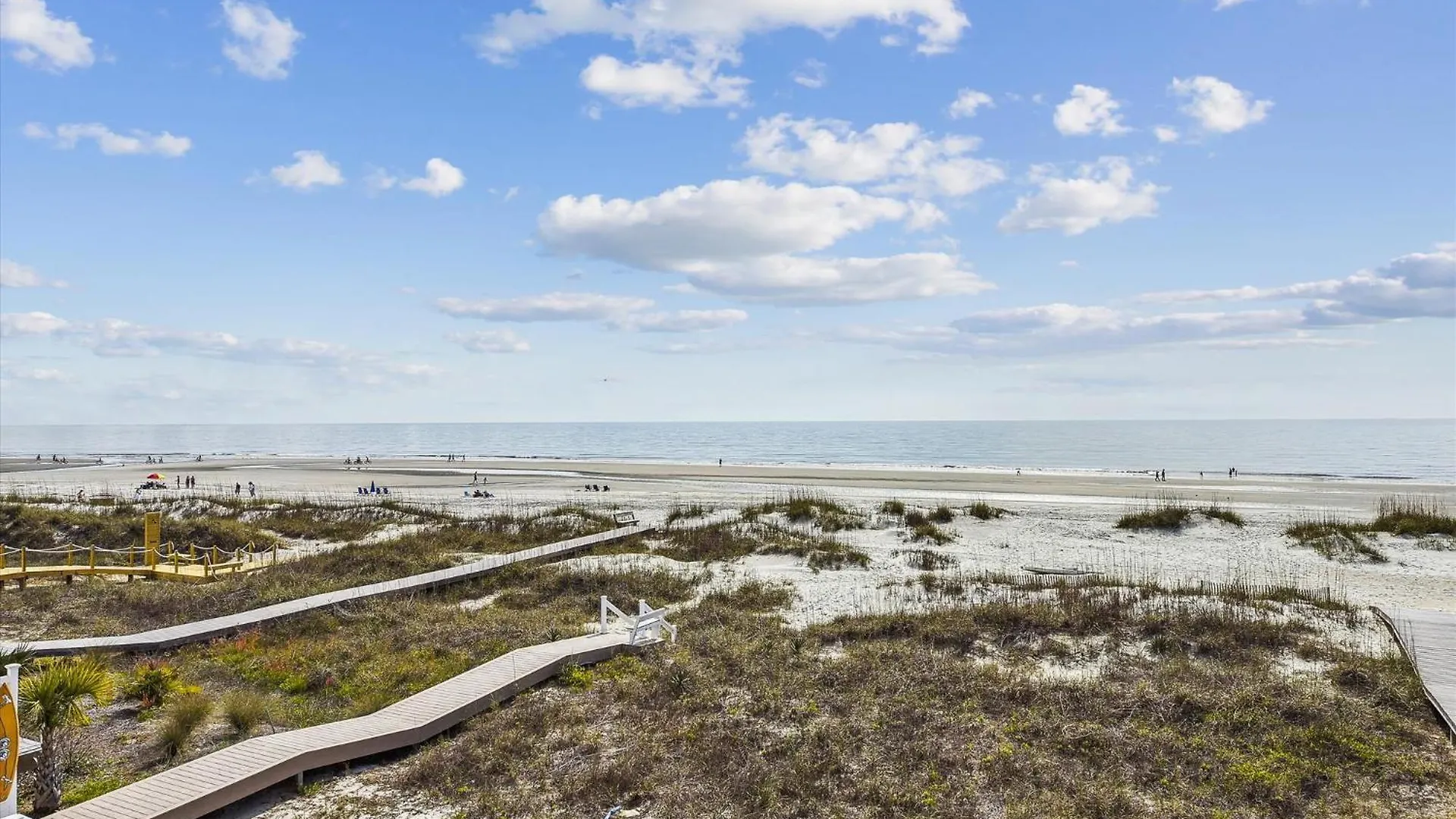 10 Collier Beach- Oceanfront, Private Access, Heatable Pool, Free Activities Included