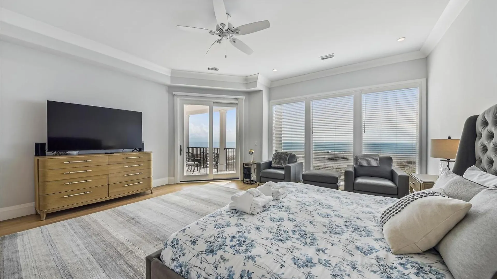 10 Collier Beach- Oceanfront, Private Access, Heatable Pool, Free Activities Included בית נופש הילטון הד איילנד