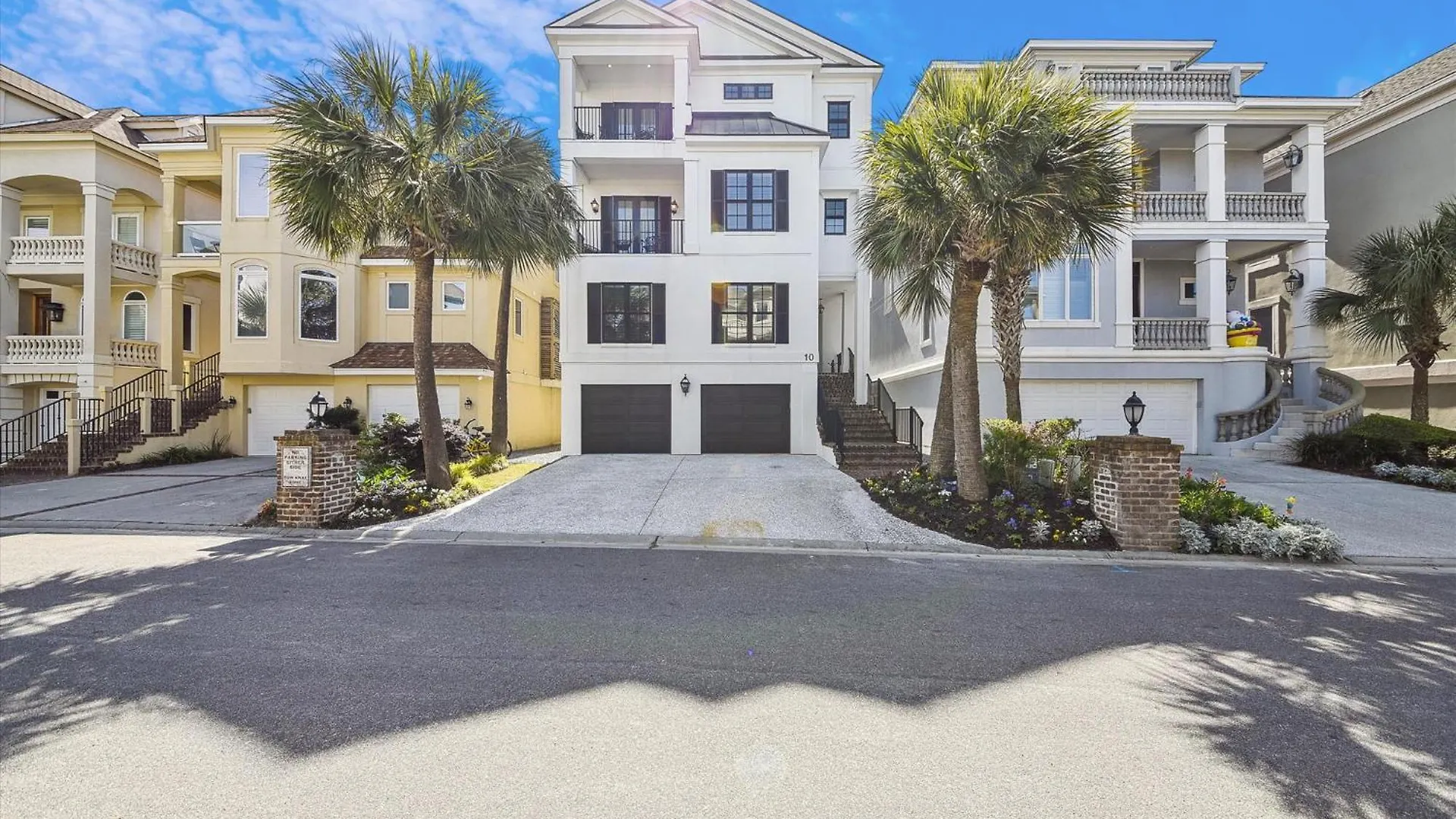 10 Collier Beach- Oceanfront, Private Access, Heatable Pool, Free Activities Included בית נופש הילטון הד איילנד