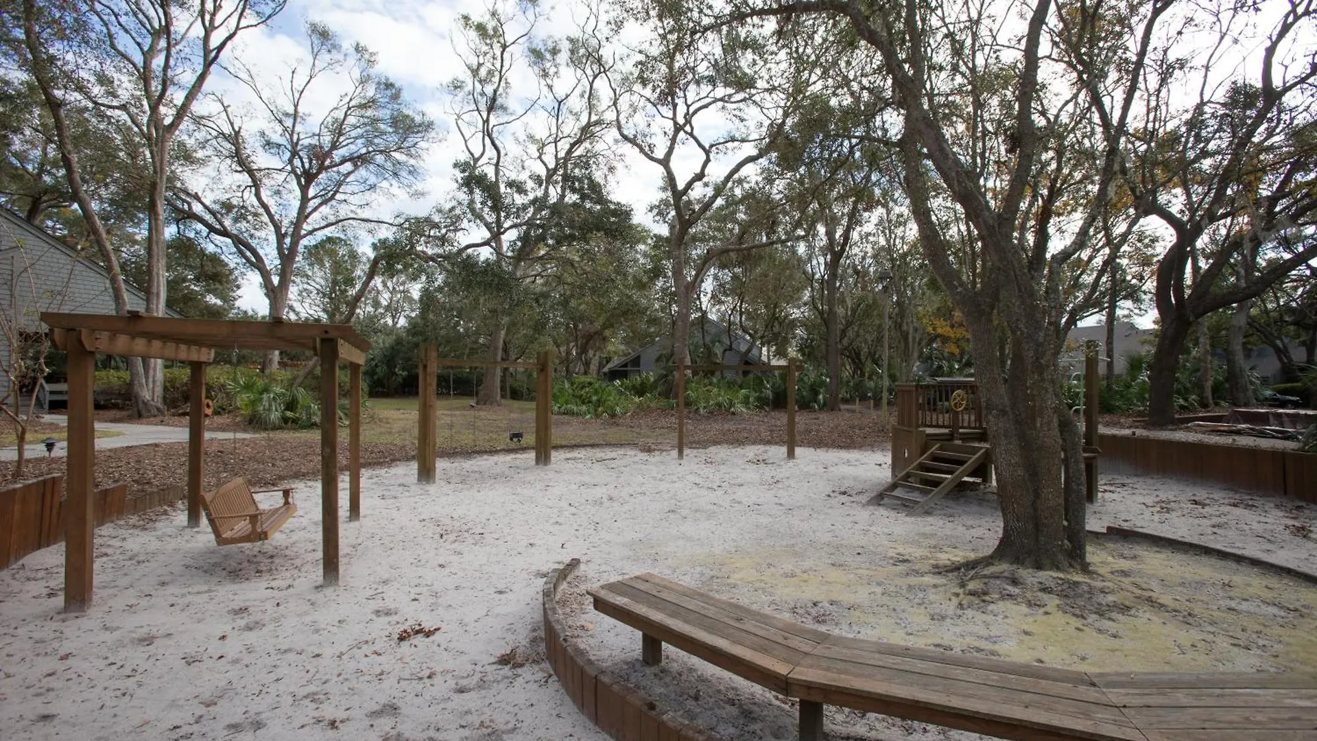 Private Deck, Pet Friendly, Family Villa Hilton Head Island