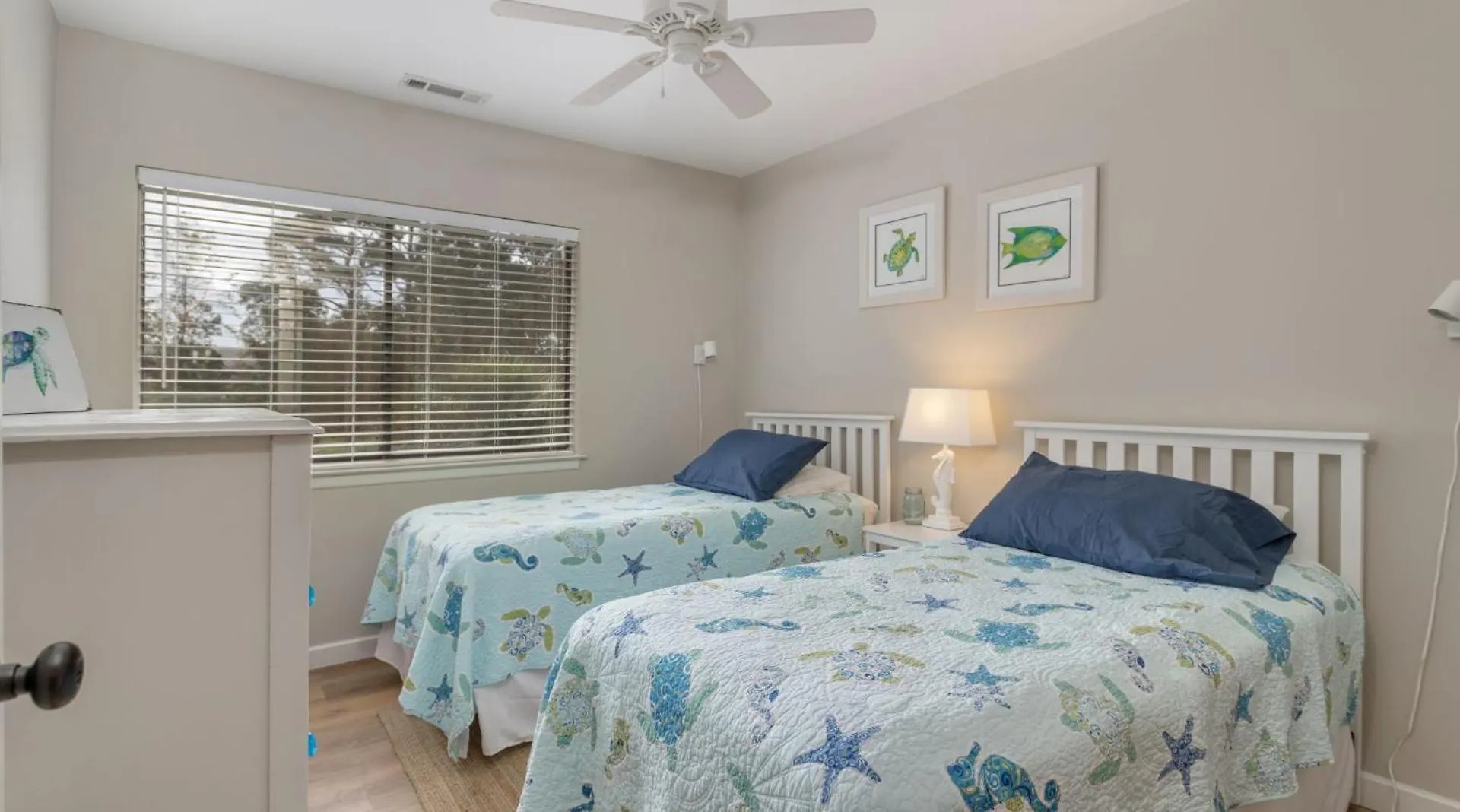 Pet Friendly, Private Patio, Villa