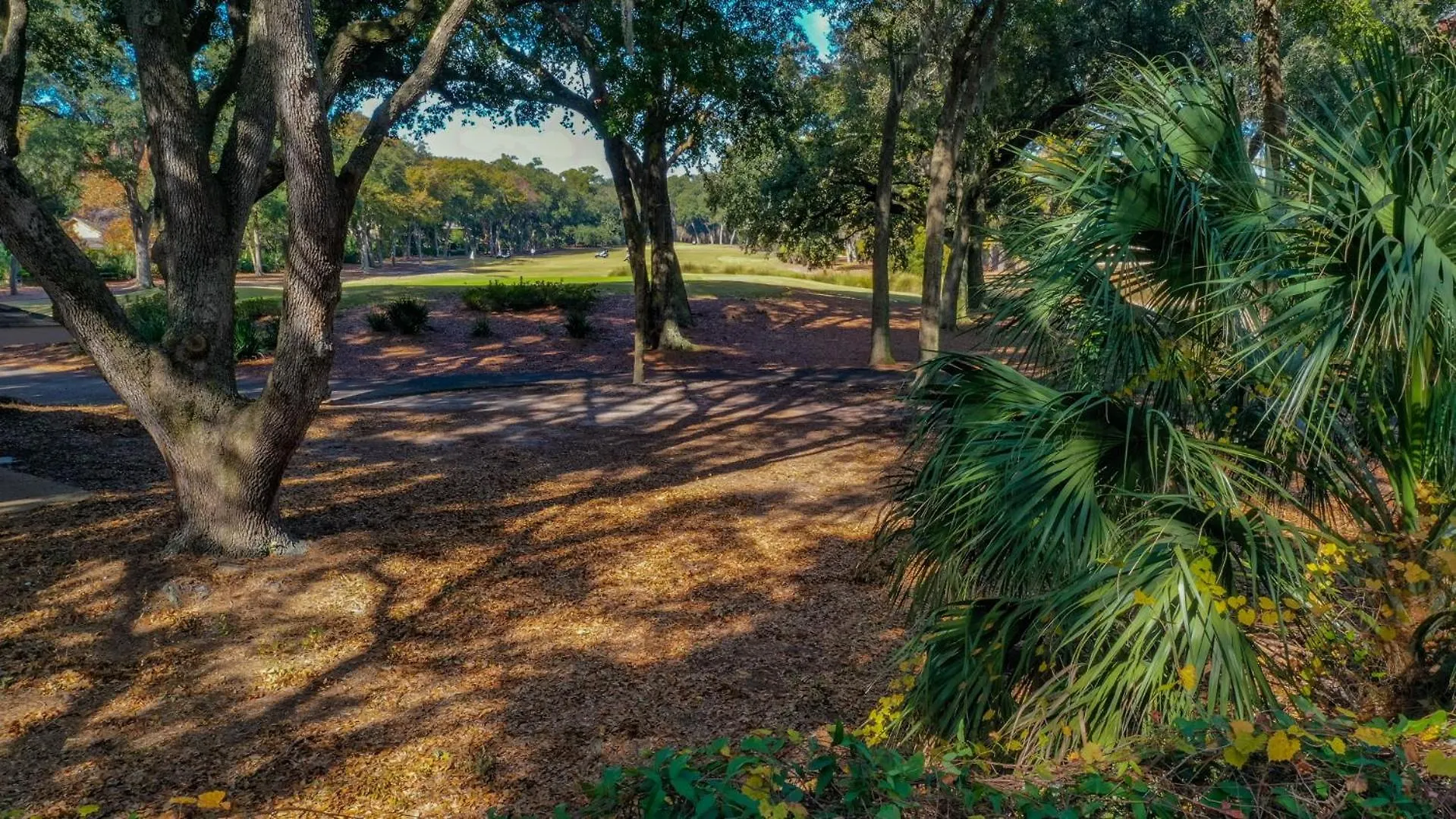 Pet Friendly, Private Deck, Coastal