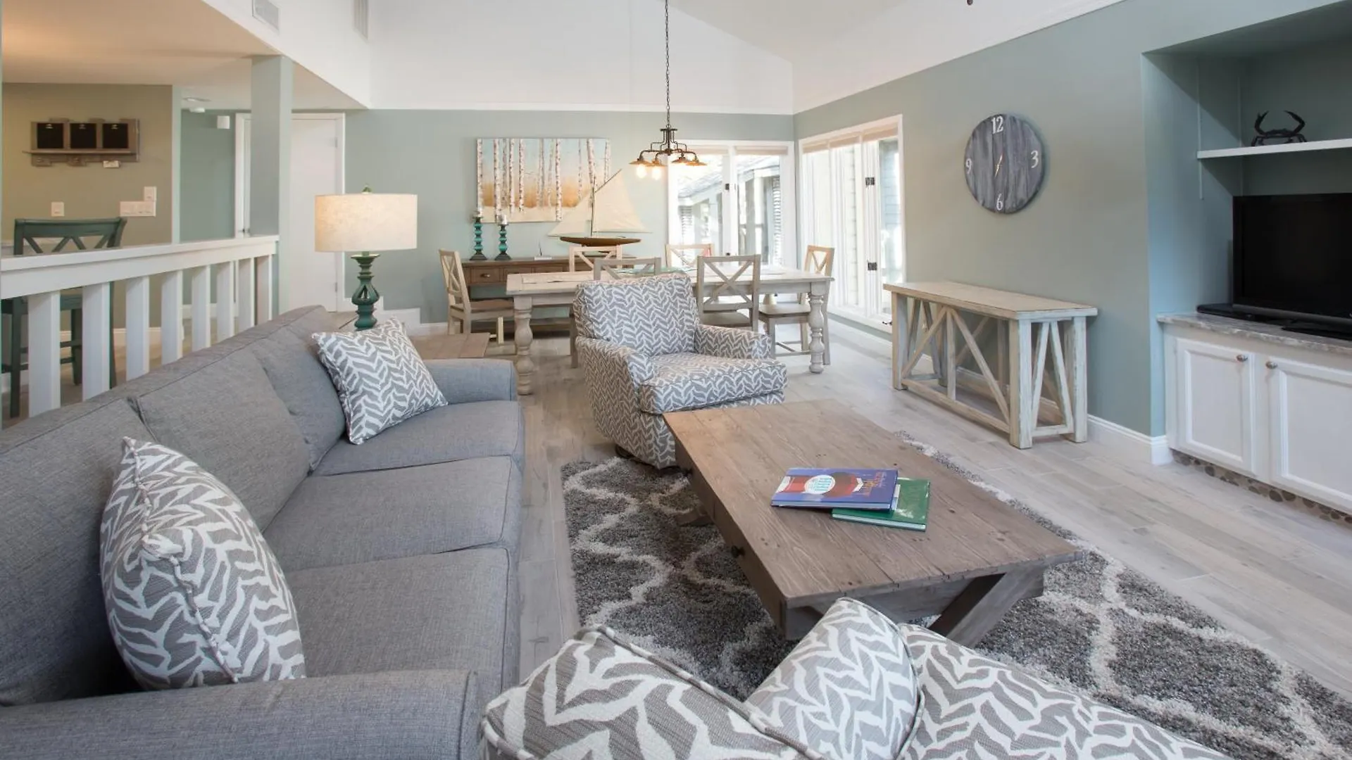 Villa Bike To Beach, Pet Friendly, Loft