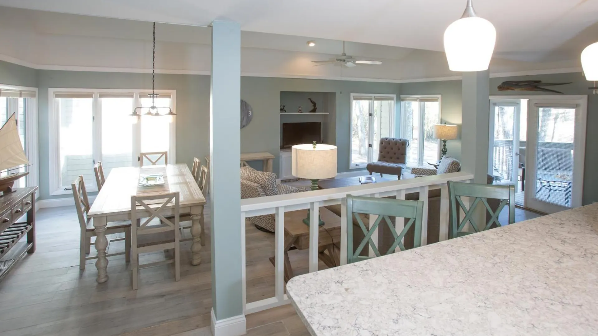 Bike To Beach, Pet Friendly, Loft *