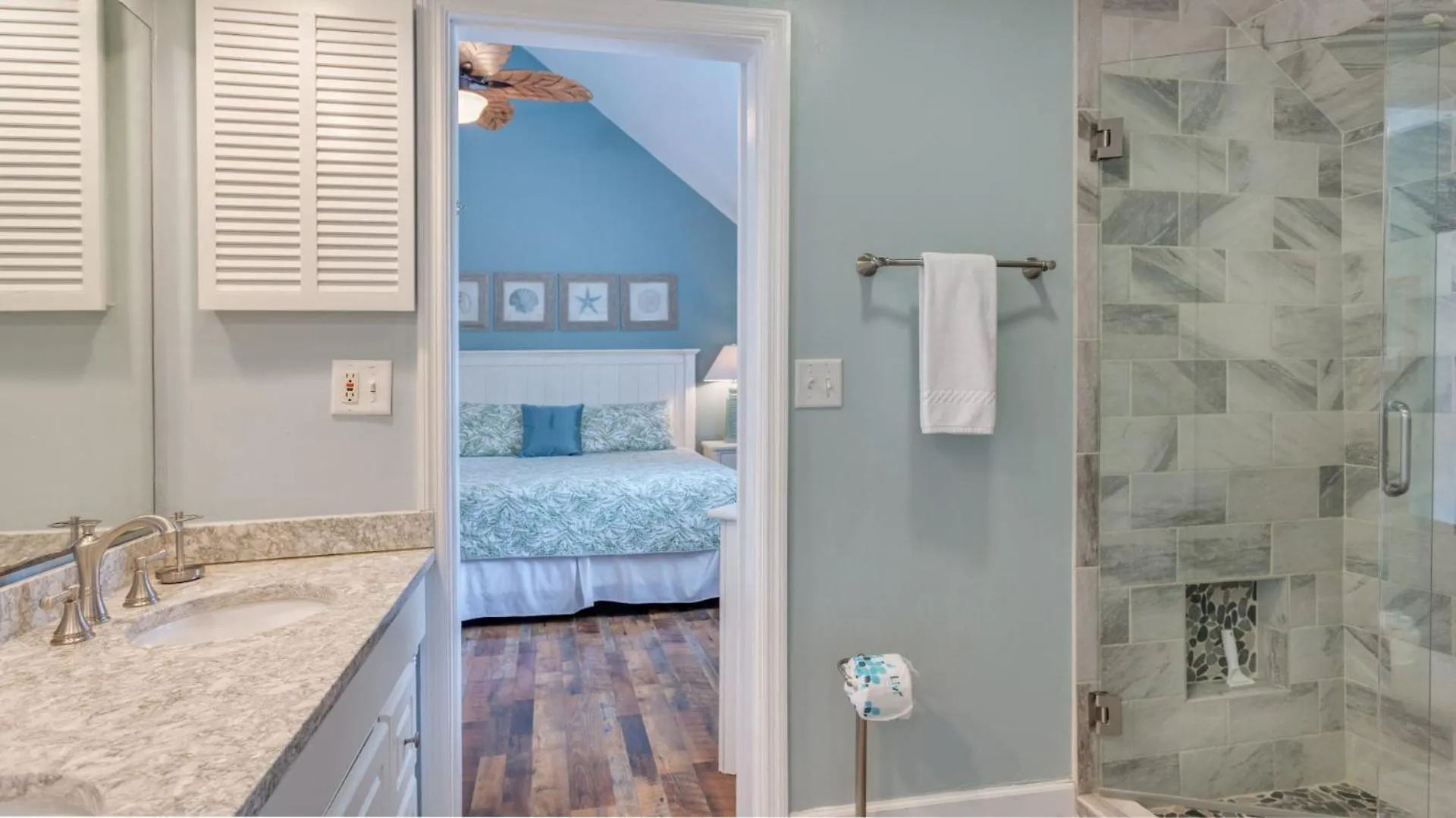 Villa Coastal Getaway, Chef's Kitchen, Golf