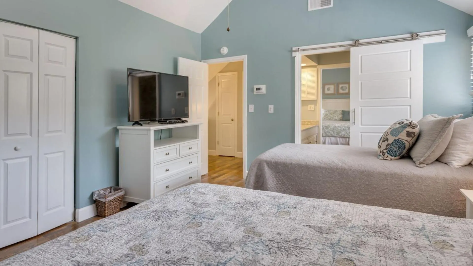Villa Coastal Getaway, Chef's Kitchen, Golf Hilton Head Island