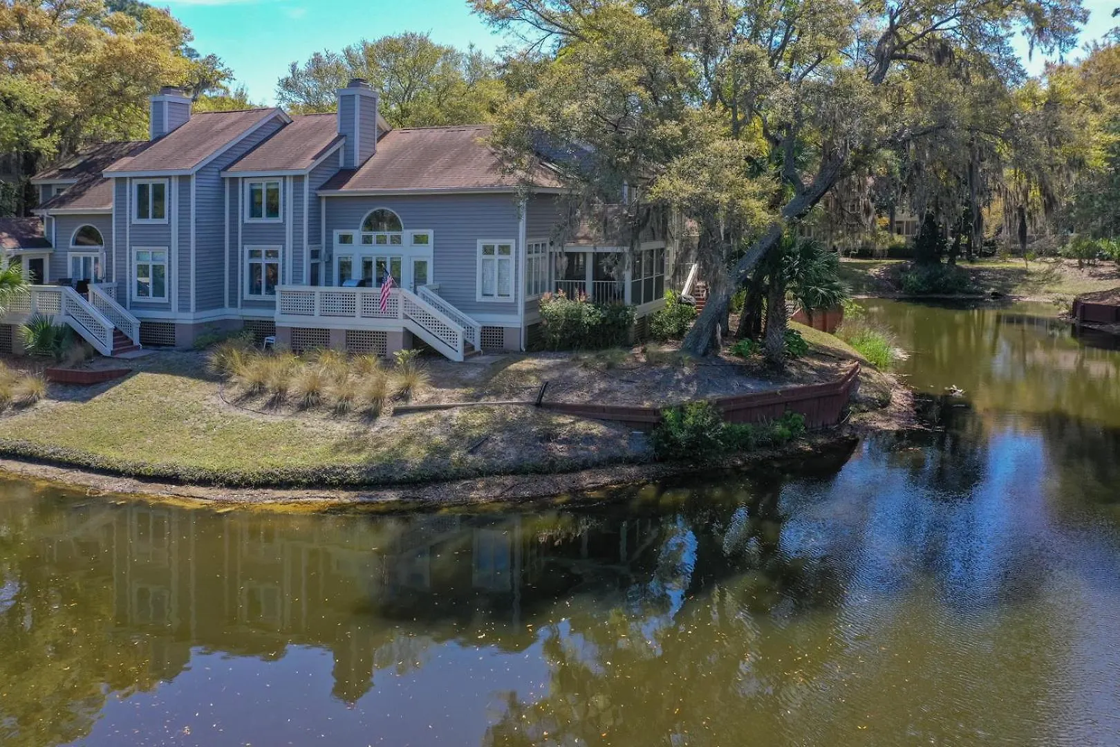 Villa Complex Pool, Loft, Lagoon Views Hilton Head Island