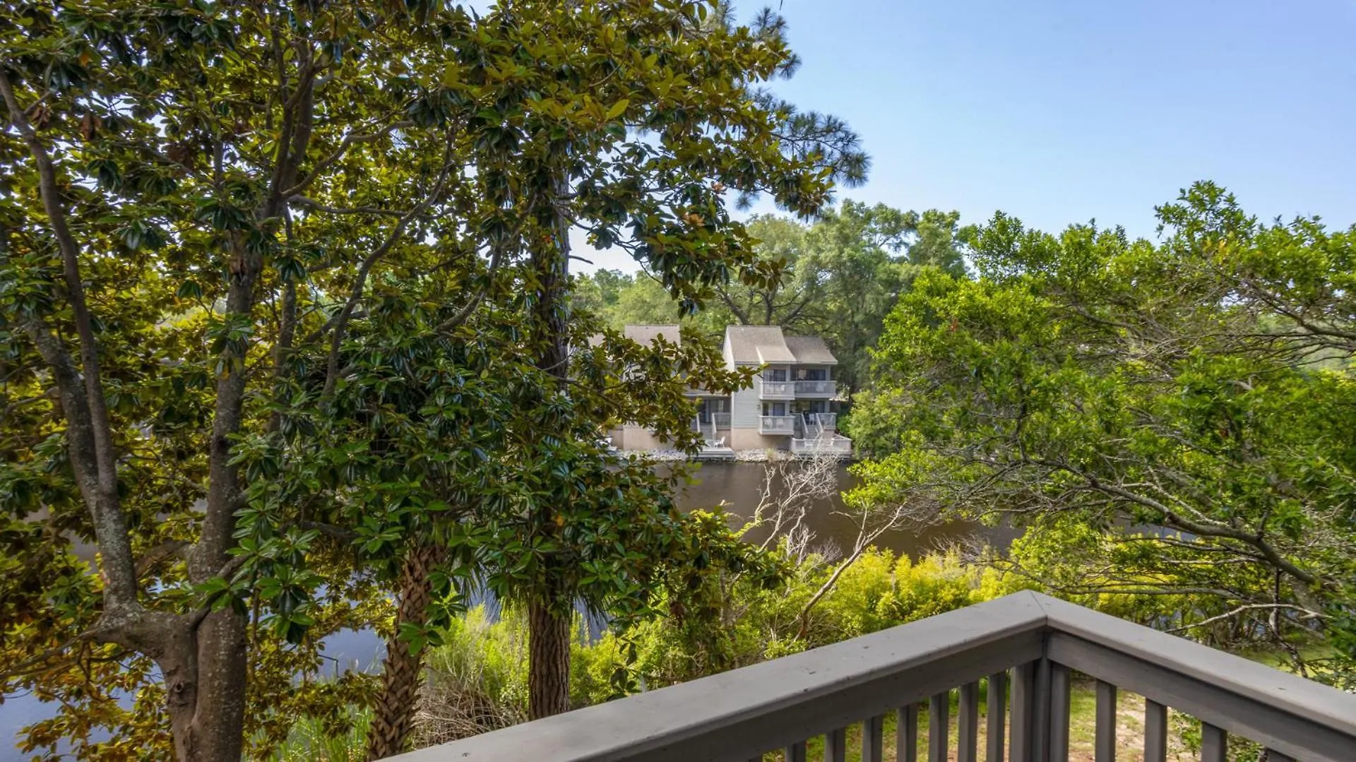 Villa Grill, Lagoon, Complex Pool Hilton Head Island