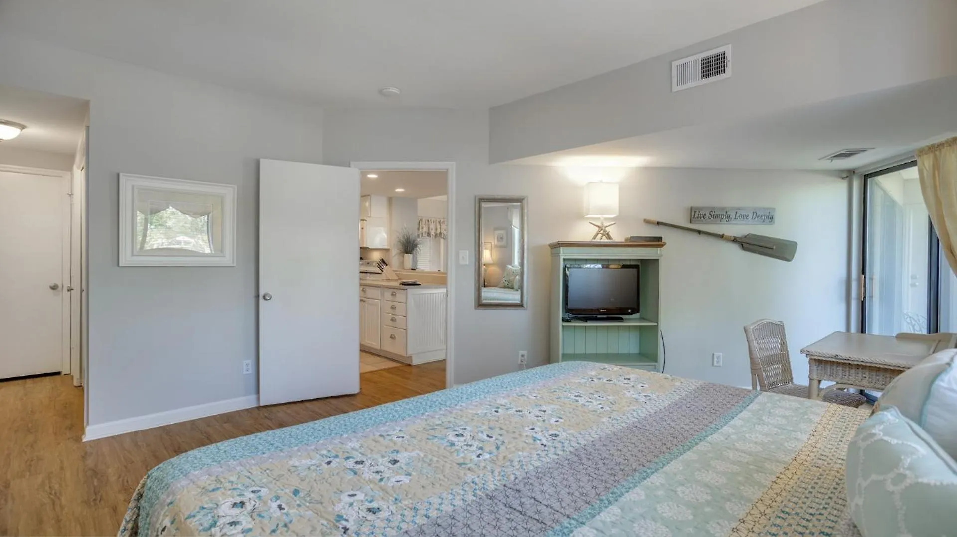Private Balcony, Getaway, Coligny *