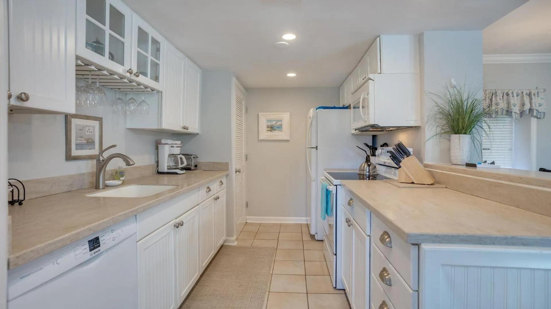 Villa Private Balcony, Getaway, Coligny