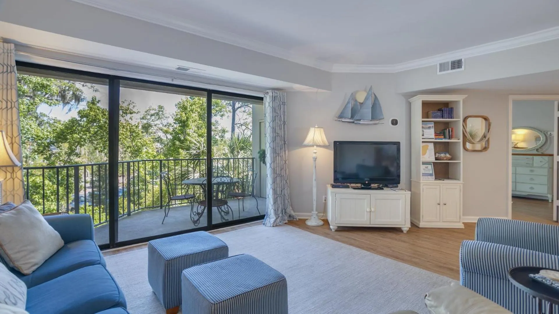 Private Balcony, Getaway, Coligny *