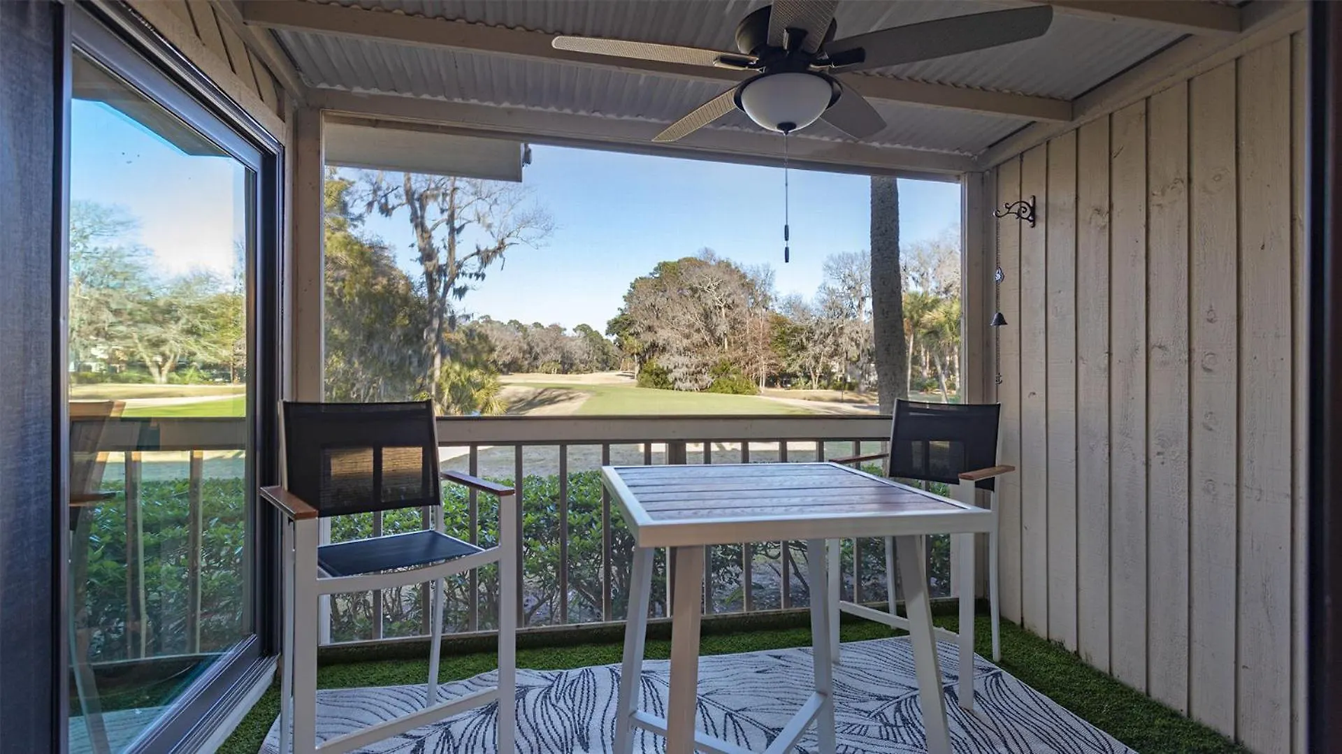 Villa Screened Porch, Chefs Kitchen, Golf Views