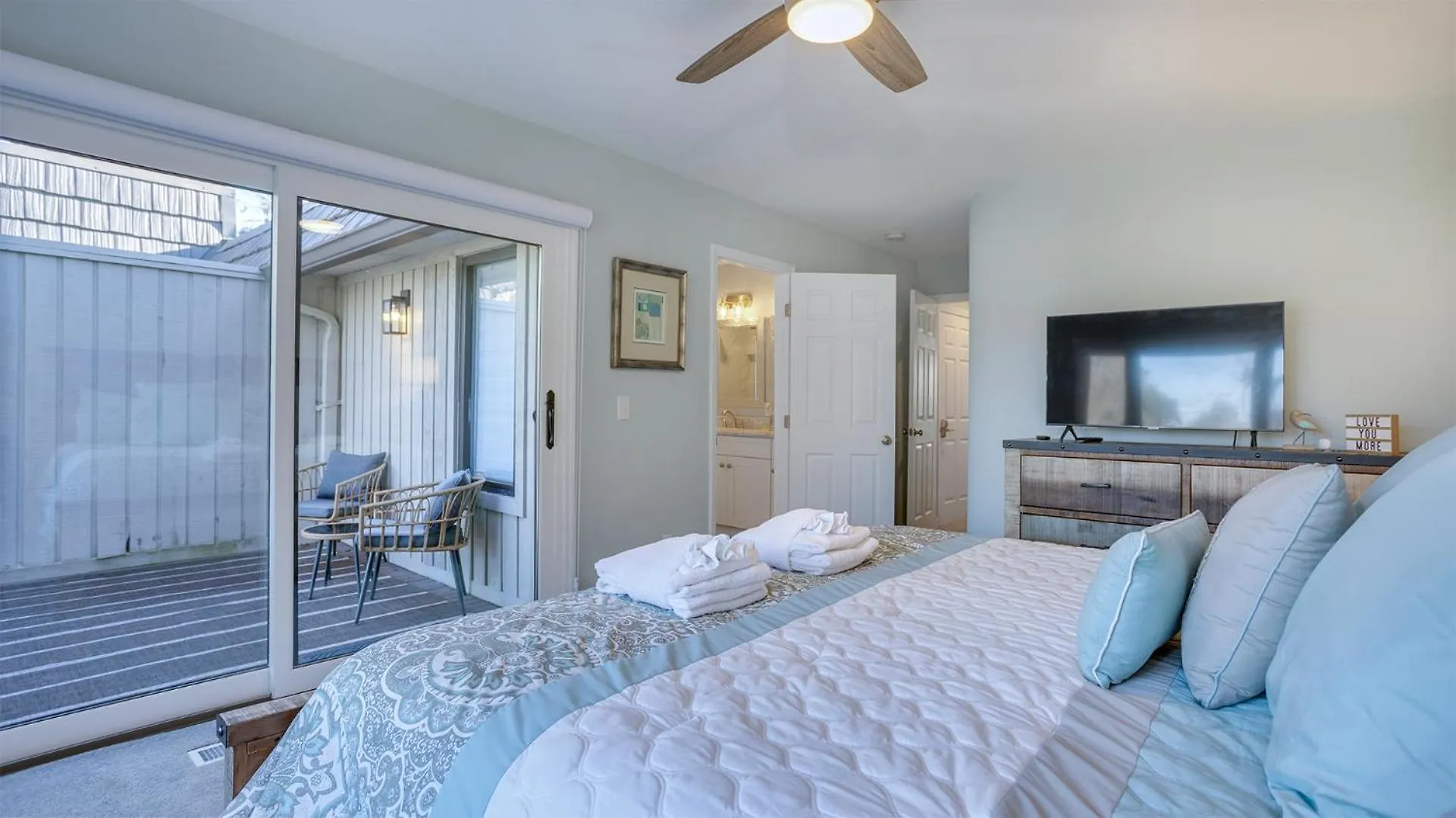 Screened Porch, Chefs Kitchen, Golf Views Villa *