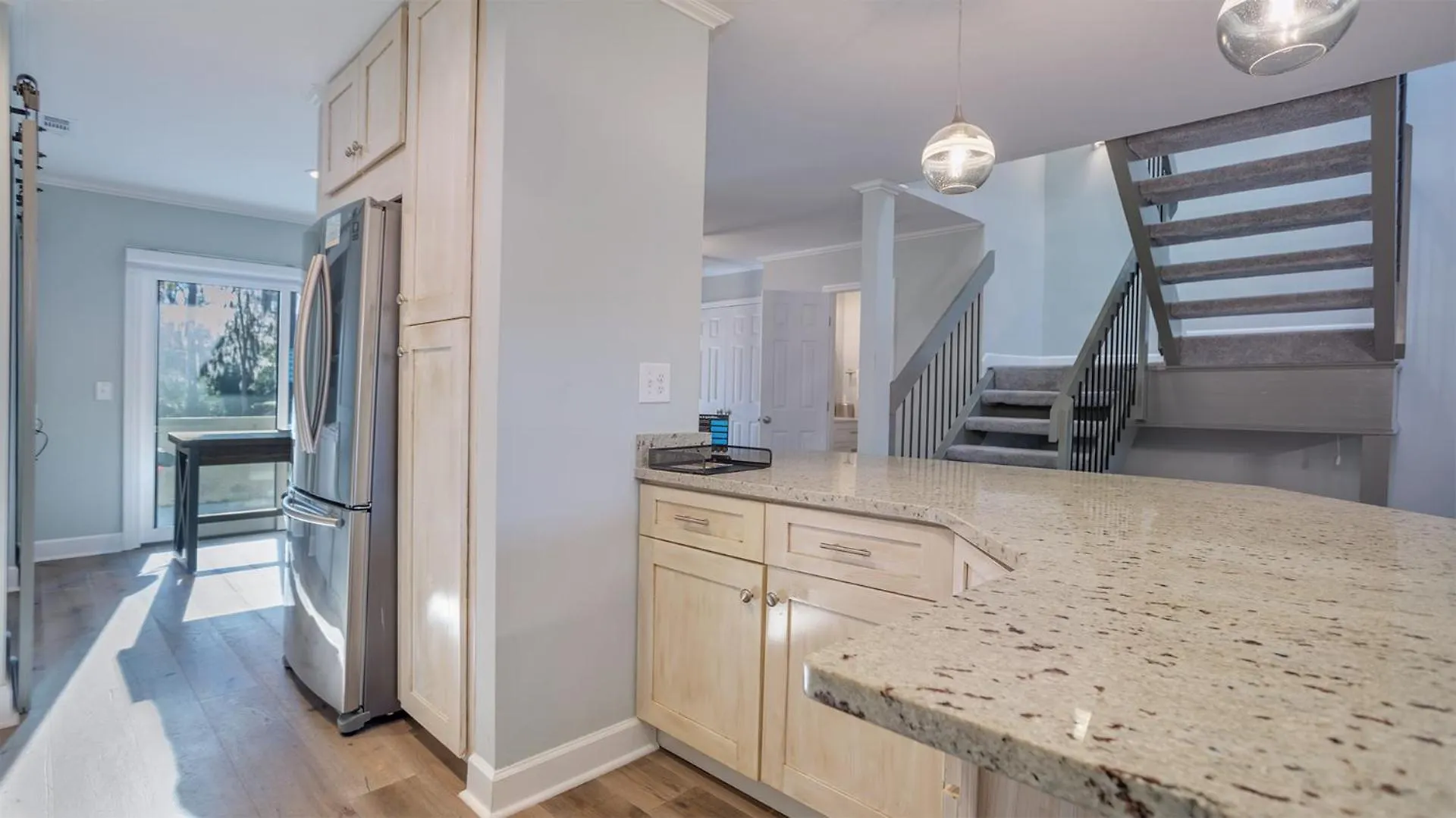 Screened Porch, Chefs Kitchen, Golf Views *