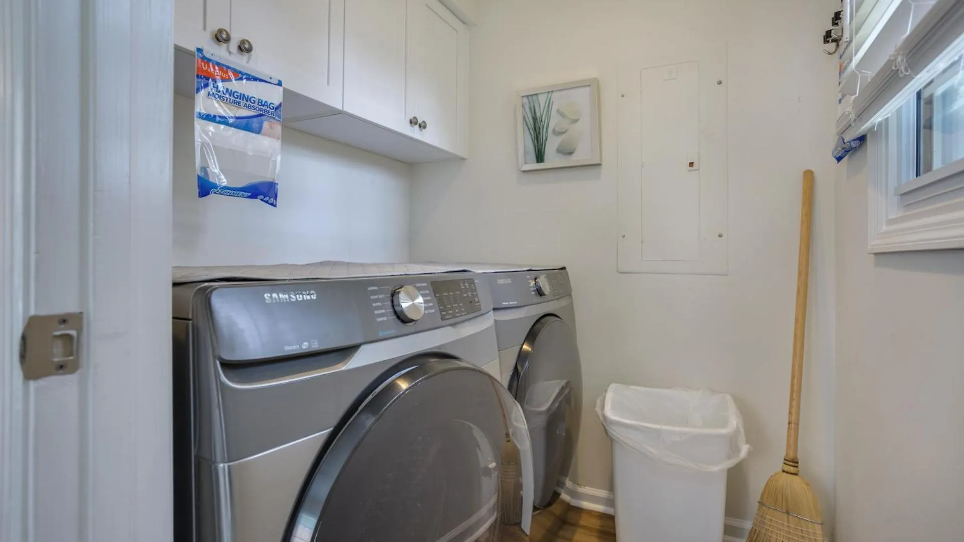 Private Patio, Chef's Kitchen, Grill *