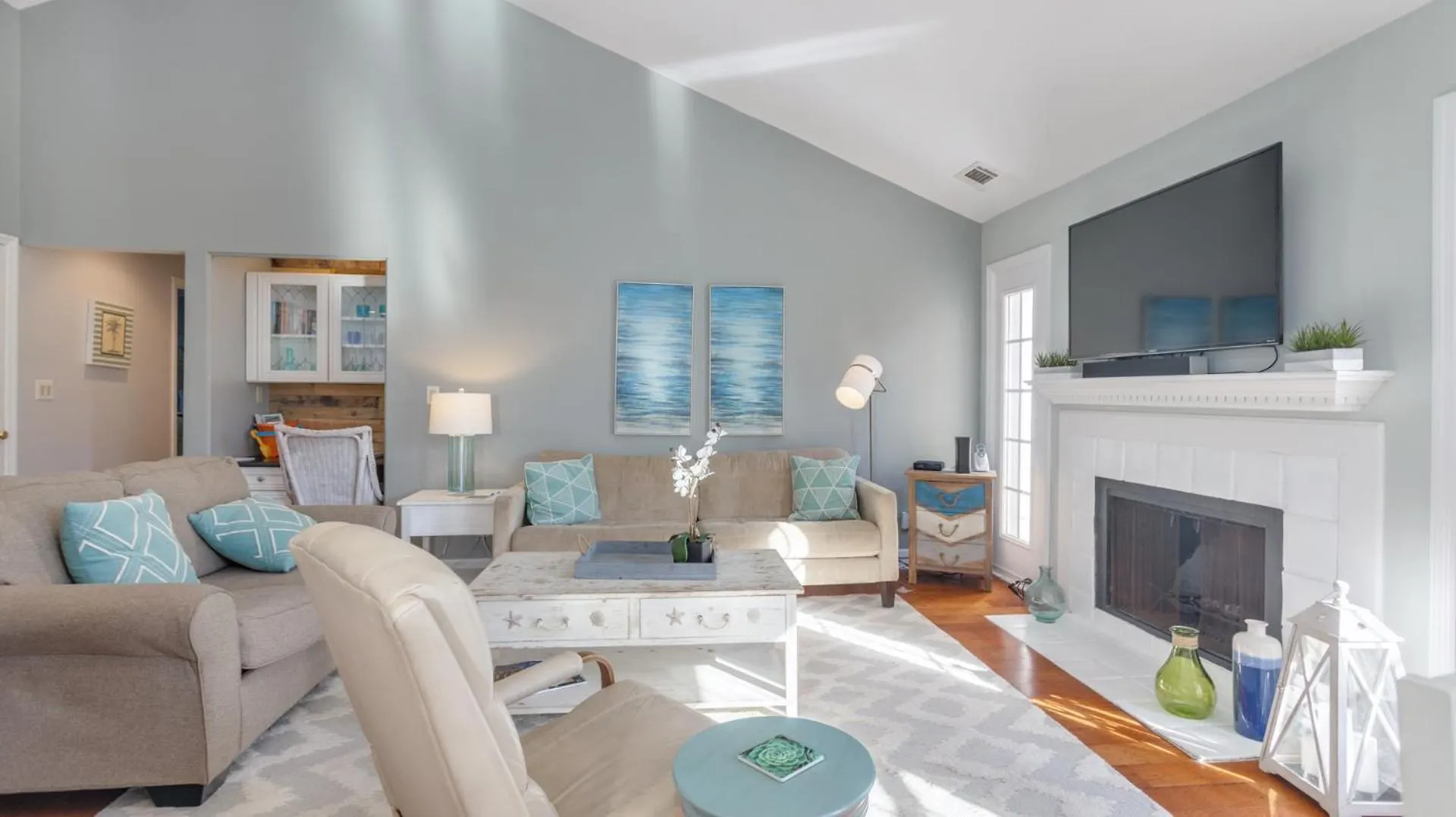 Private Balcony, Chefs Kitchen, Golf *