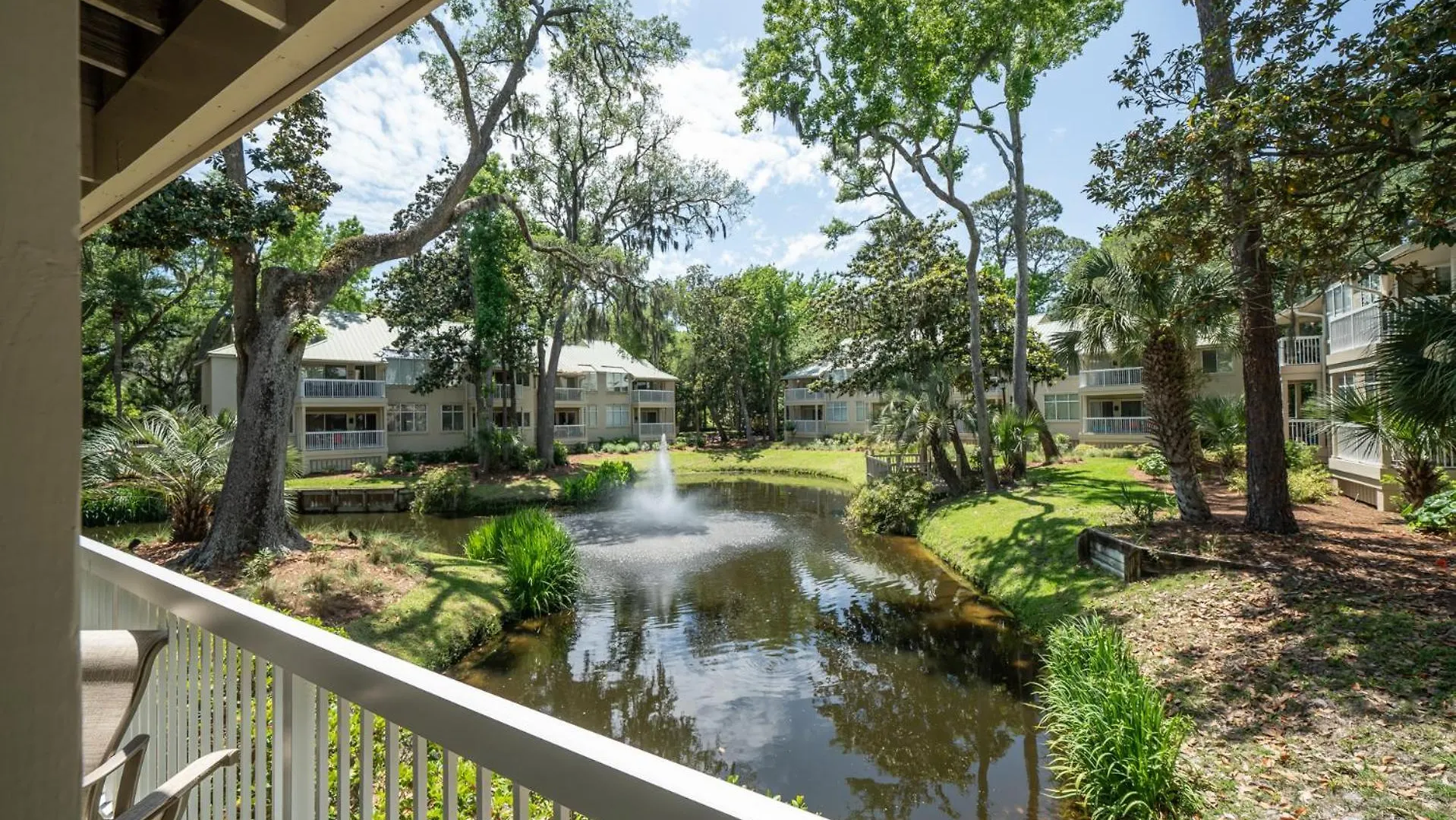 Getaway, Walk To Beach, Deck *