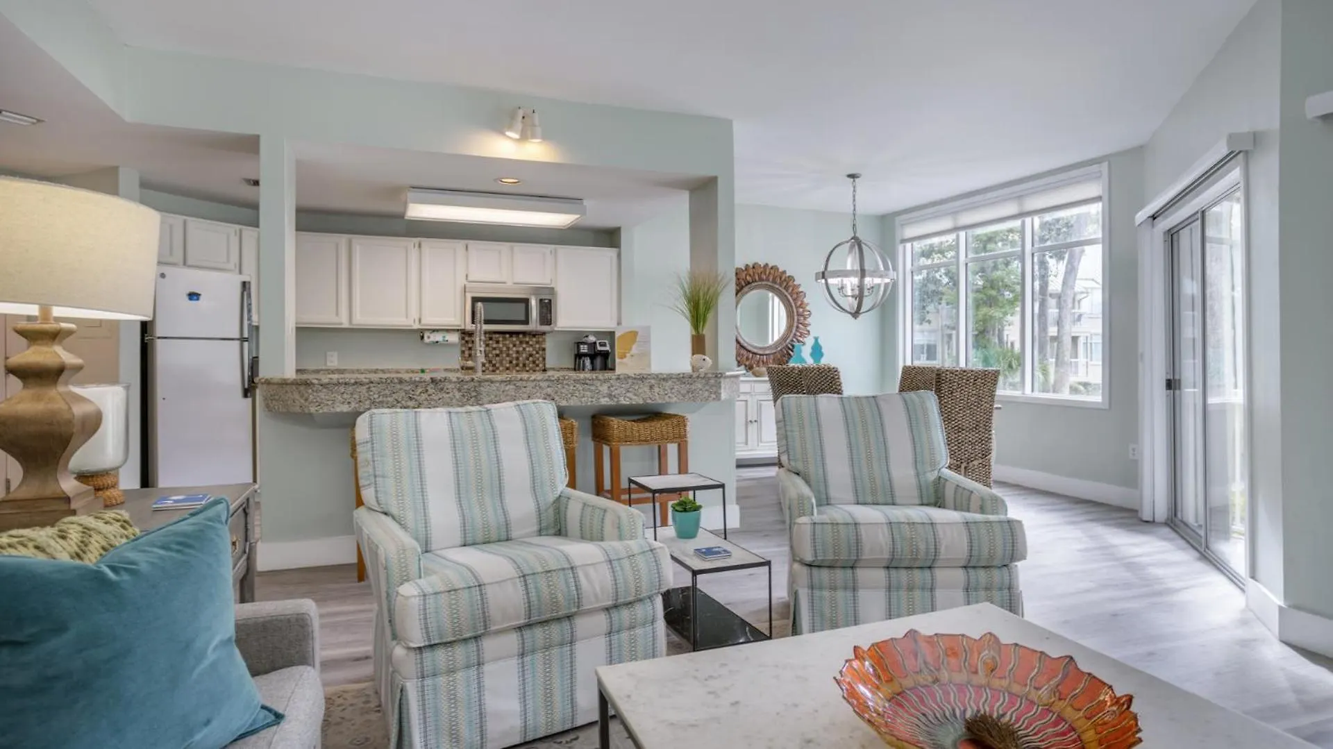 Getaway, Walk To Beach, Deck Villa