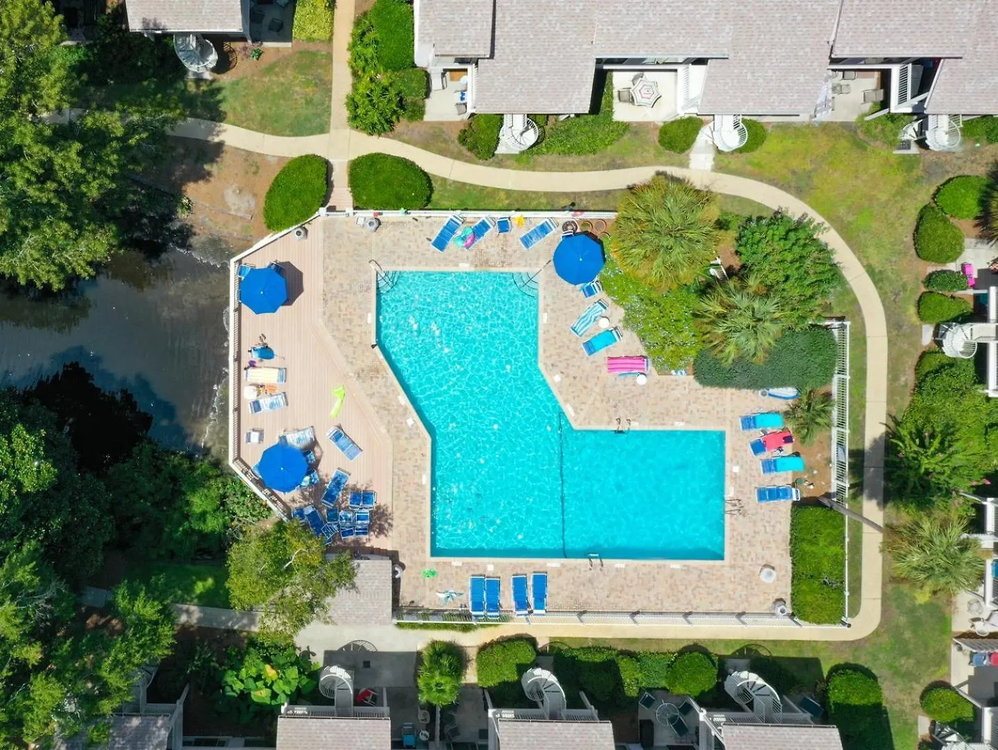 Villa Complex Pool, Patio, Steps From Pool Hilton Head Island