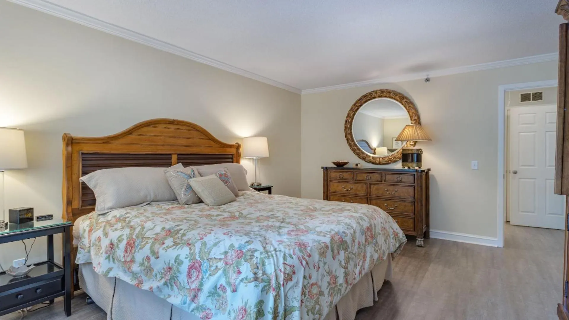 Complex Pool, Family Getaway, Golf Villa