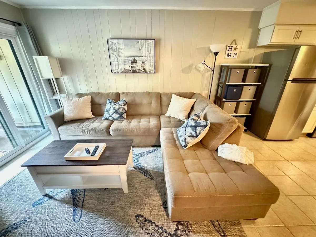 Walk To The - 2 Bed Close To It * Hilton Head Island