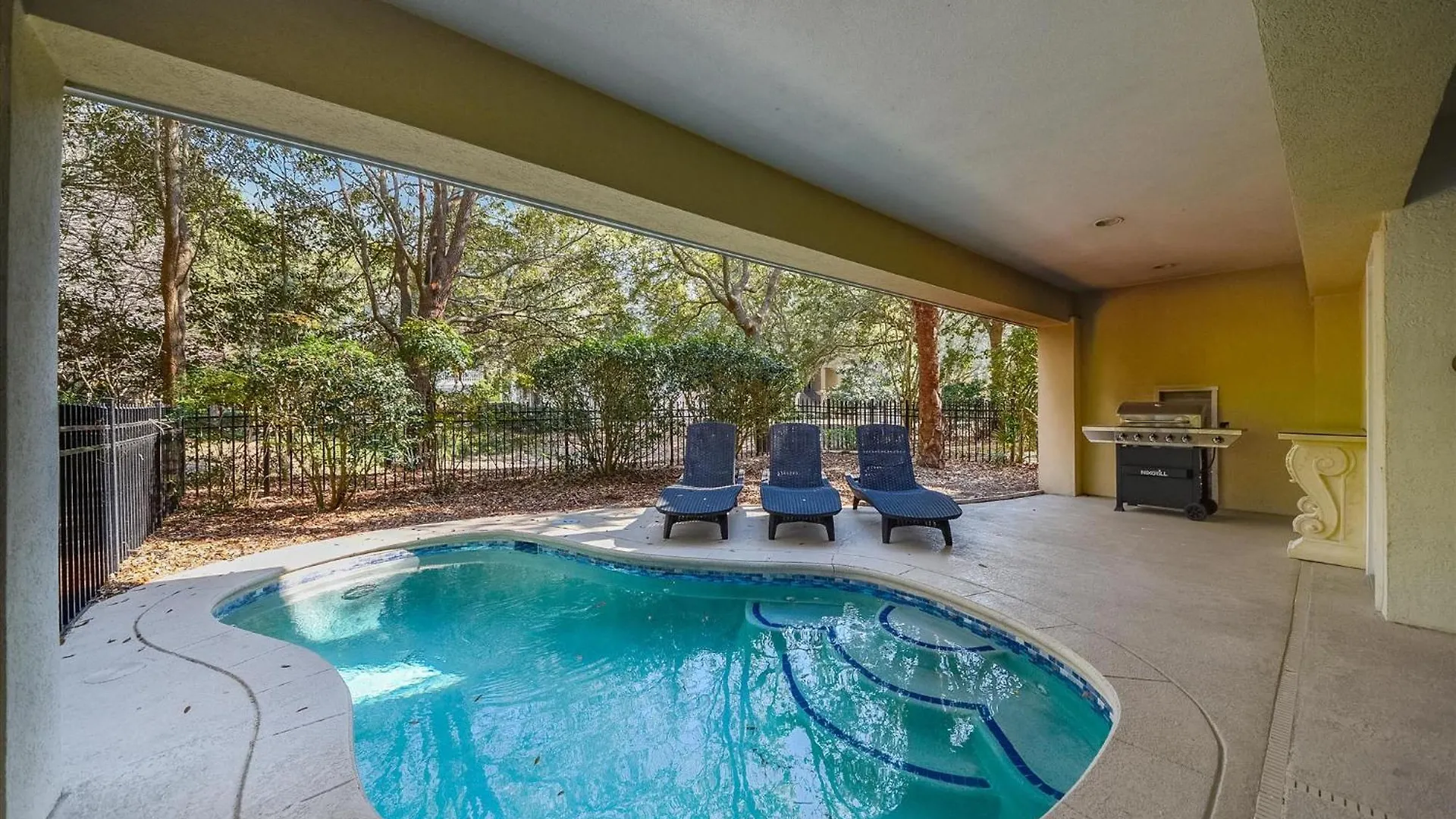 Holiday home 5 Henry Lane- Near Ocean, Private Pool, Pet Friendly, Free Activities Included