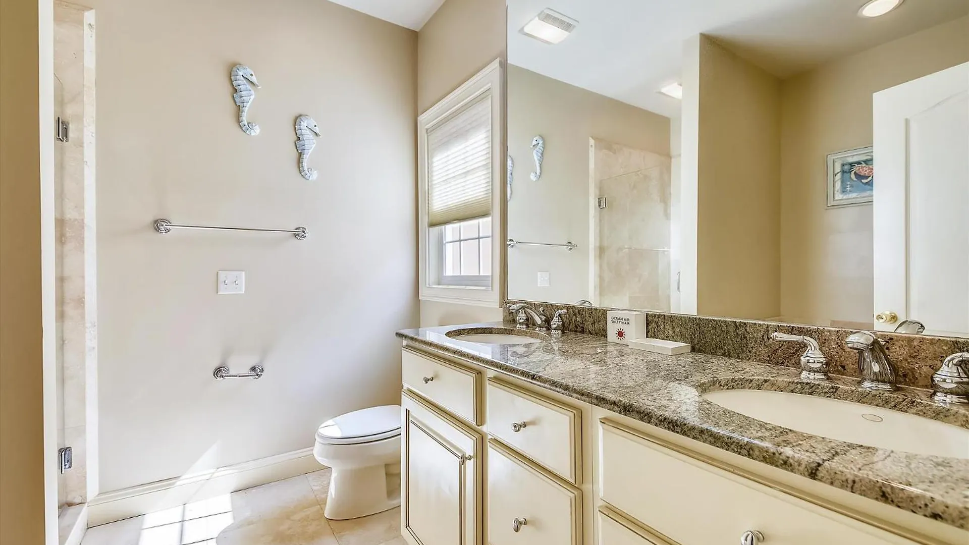 5 Henry Lane- Near Ocean, Private Pool, Pet Friendly, Free Activities Included * Hilton Head Island