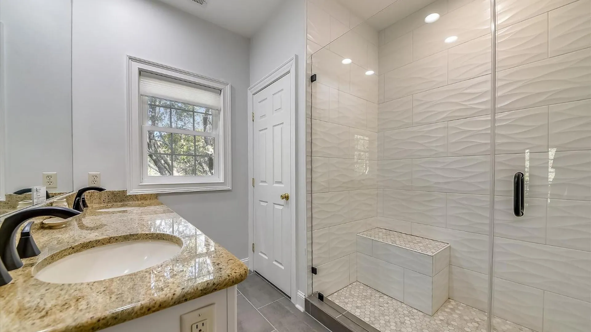 Holiday home 5 Henry Lane- Near Ocean, Private Pool, Pet Friendly, Free Activities Included