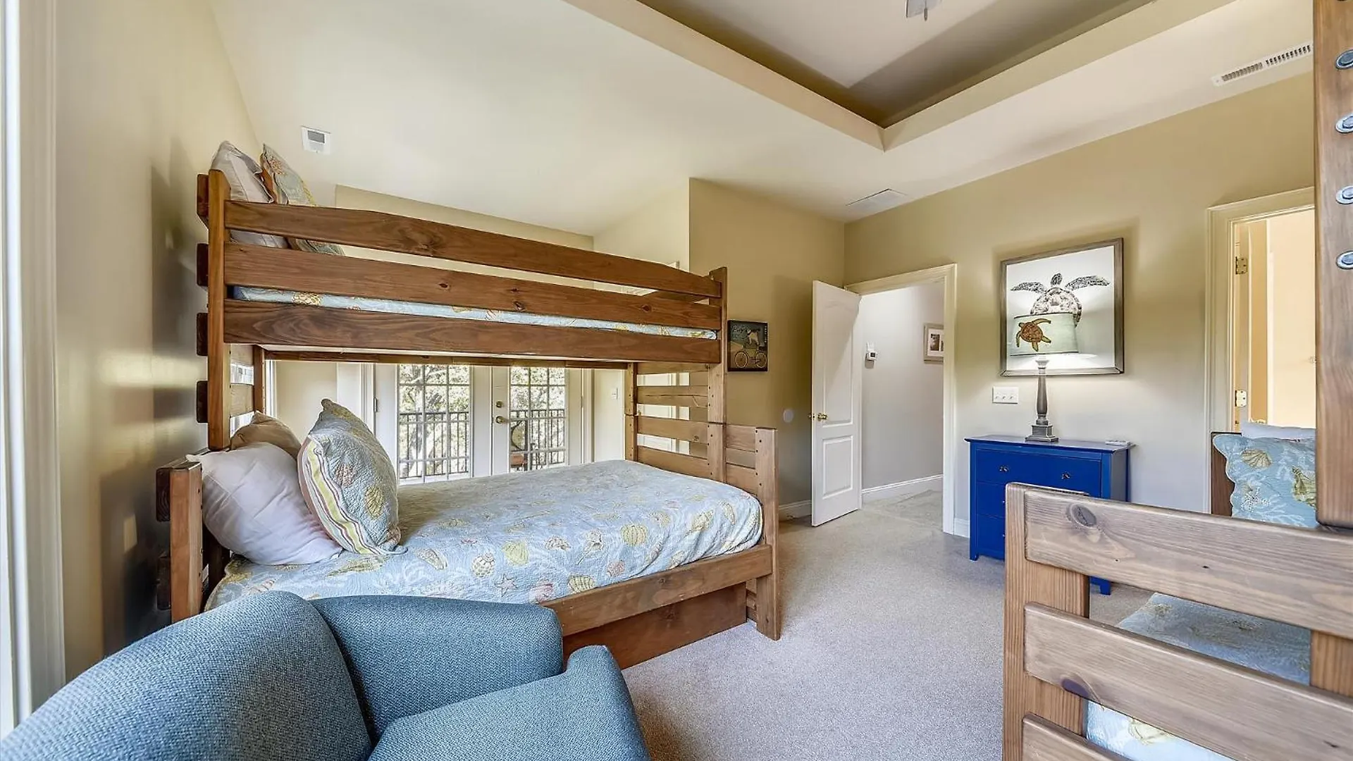 Holiday home 5 Henry Lane- Near Ocean, Private Pool, Pet Friendly, Free Activities Included *