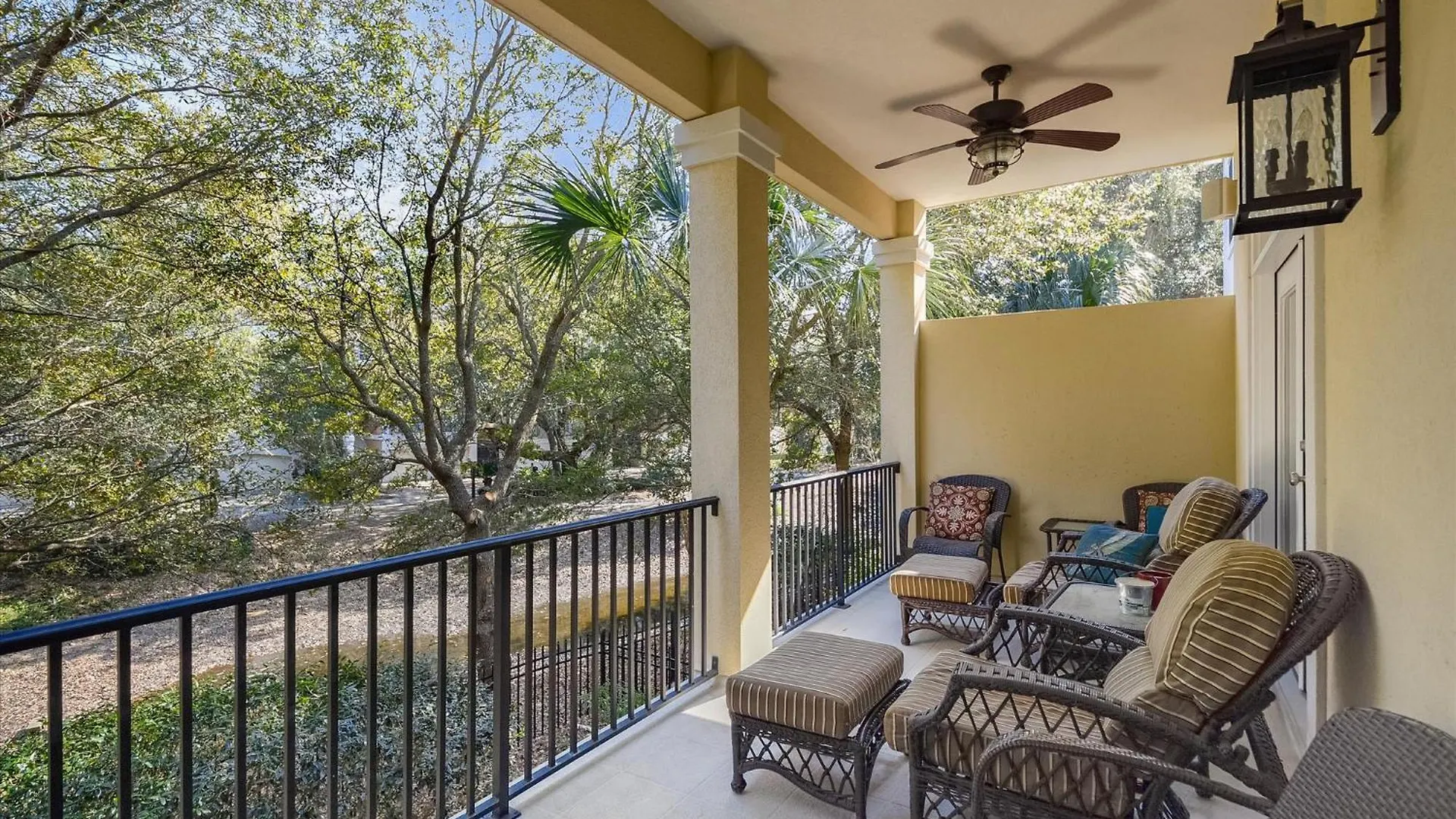 5 Henry Lane- Near Ocean, Private Pool, Pet Friendly, Free Activities Included