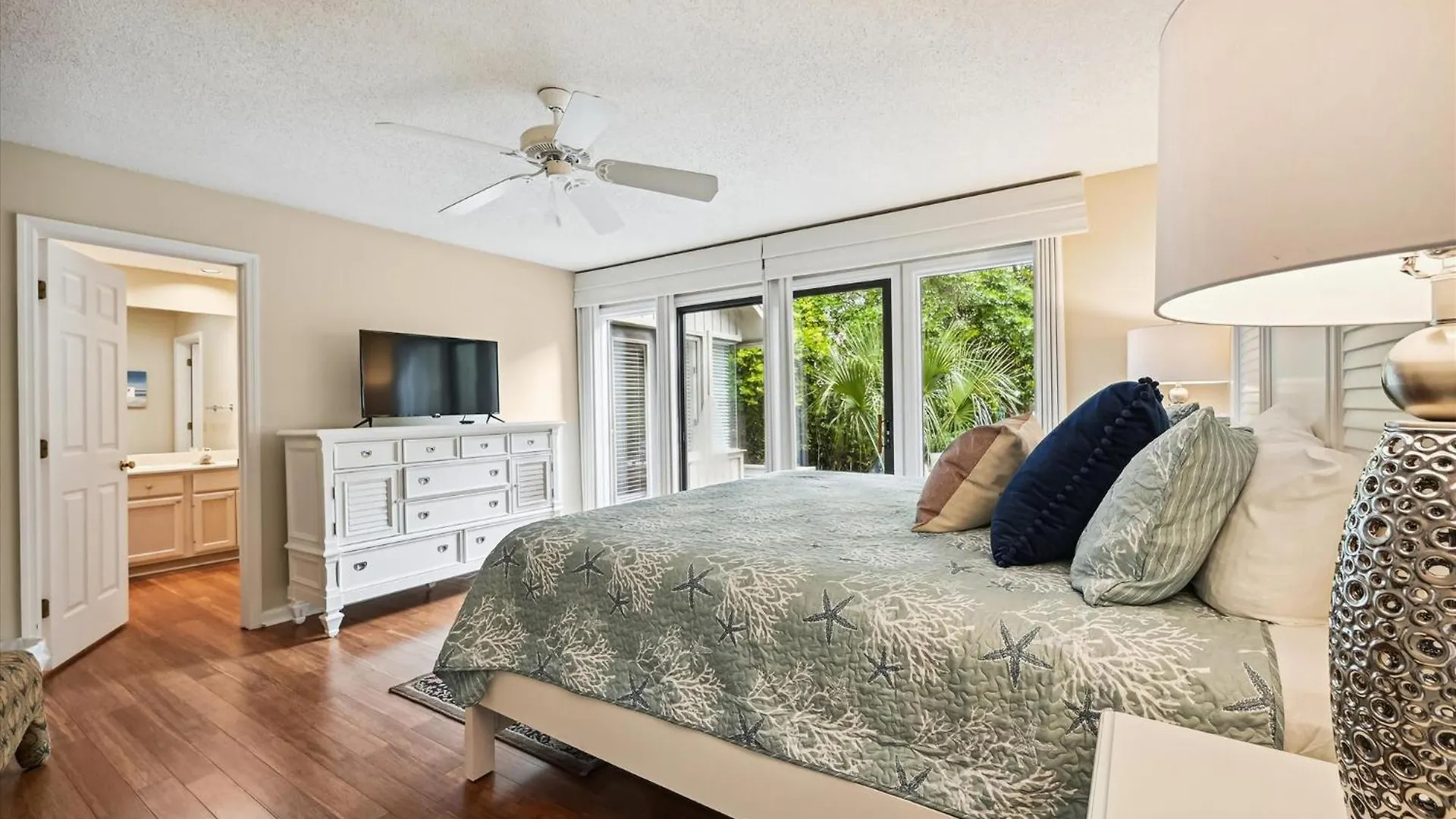 4 Catboat- 2nd Row, Large Private Pool, Pet Friendly, Free Activities Included Hilton Head Island