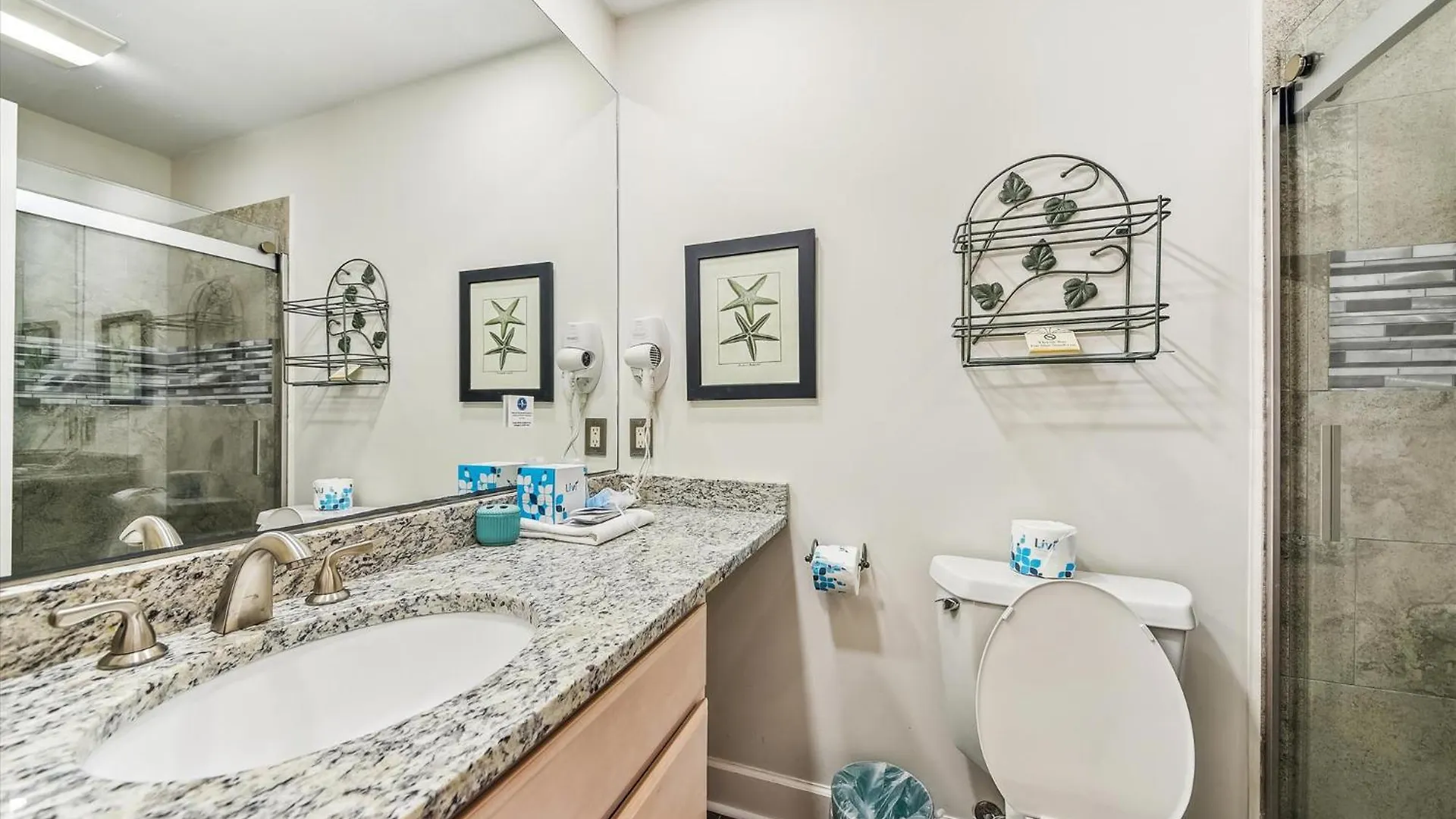 3 Sutherland Court- Private Pool, Short Walk To The Beach, Free Activities Included *