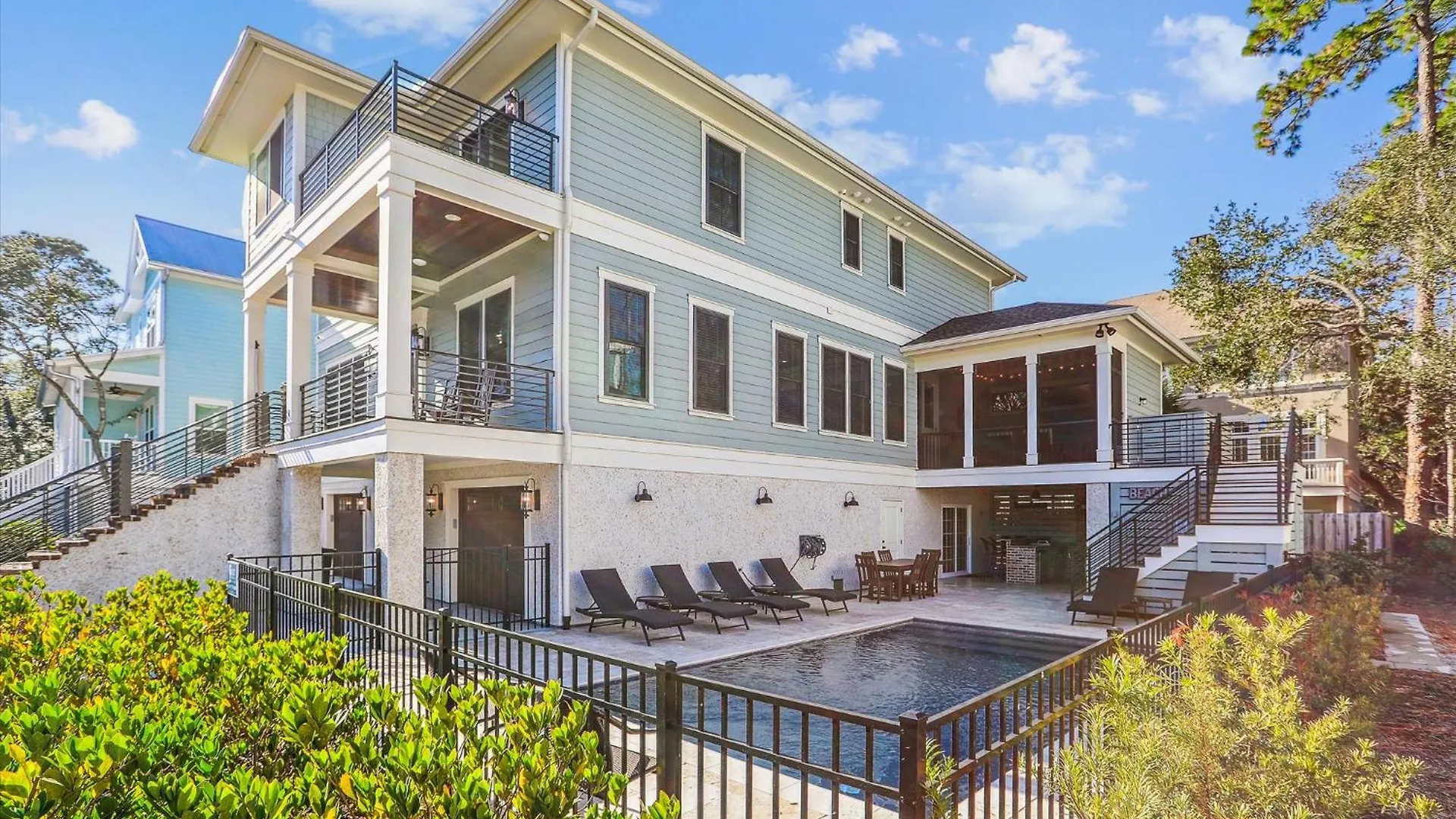 3 Shore Crest Lane- Chefs Kitchen, Game Room, Near Beach, Private Pool, Free Activities Included * Hilton Head Island