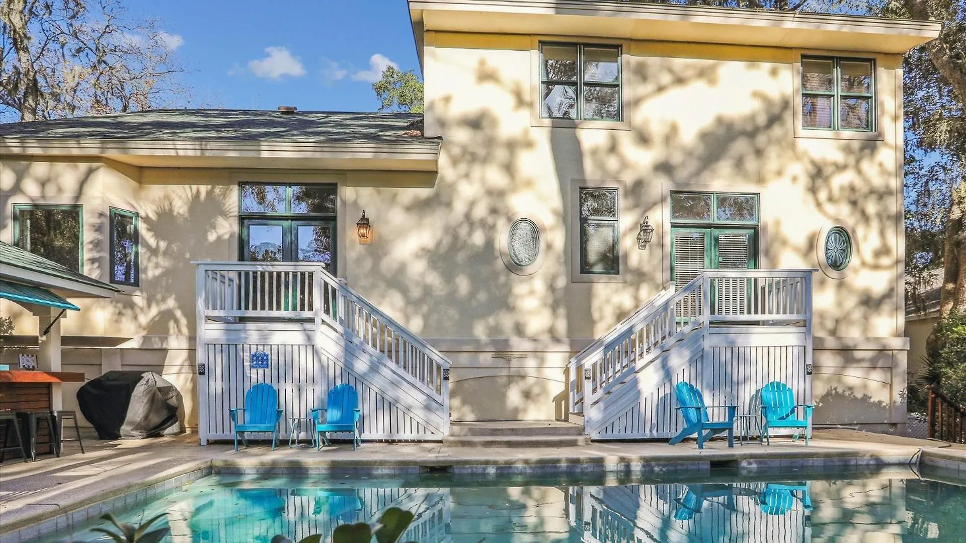 3 Sutherland Court- Private Pool, Short Walk To The Beach, Free Activities Included