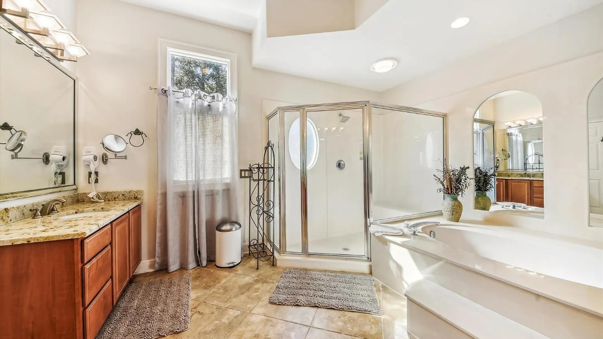 3 Sutherland Court- Private Pool, Short Walk To The Beach, Free Activities Included Holiday home *
